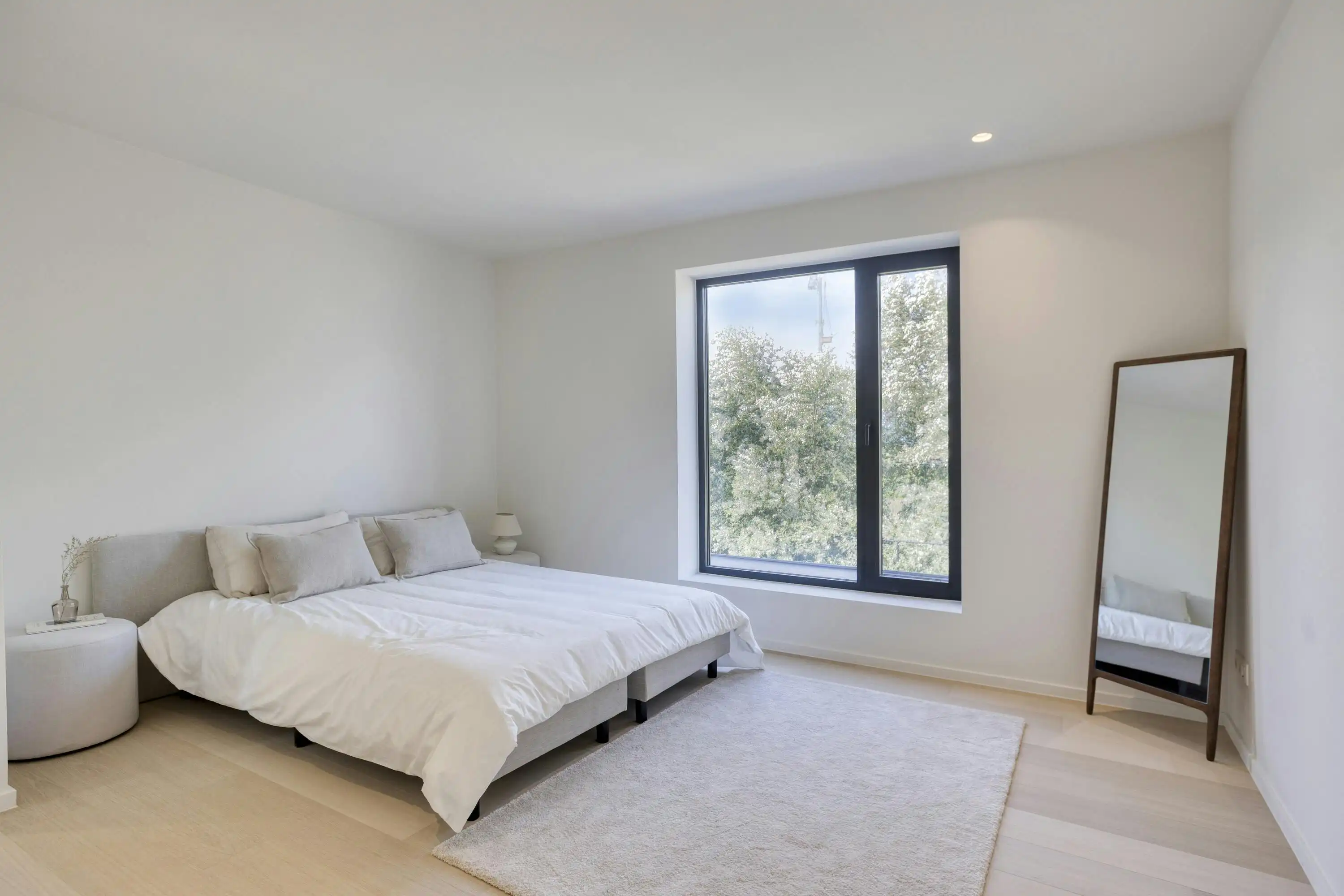 Nieuwbouwvilla met 4 slaapkamers op 1361m² grond foto 15