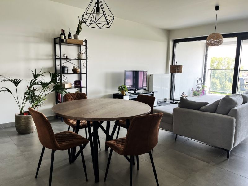 Appartement aan het water met zicht op de vaart inclusief garage en berging! foto 3