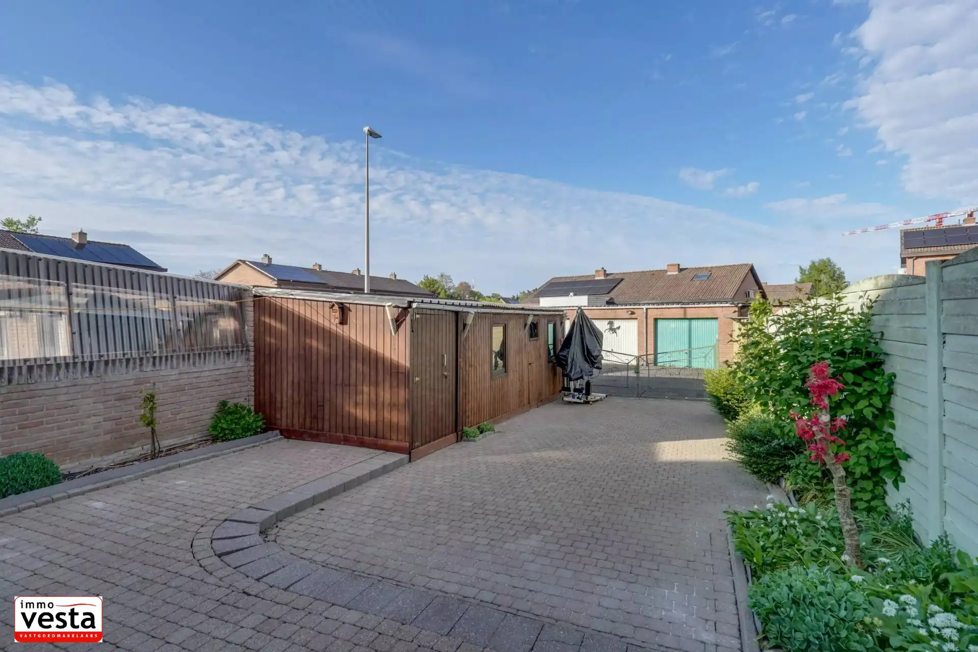 Instapklare woning met garage foto 16