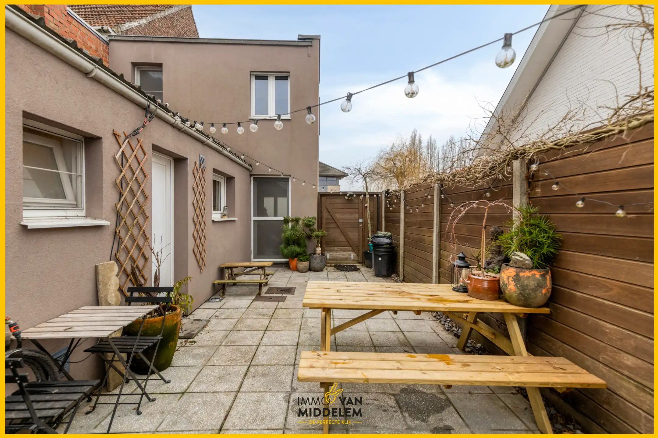 CHARMANTE STARTERSWONING MET 2 KAMERS, TERRAS EN TUIN foto 13