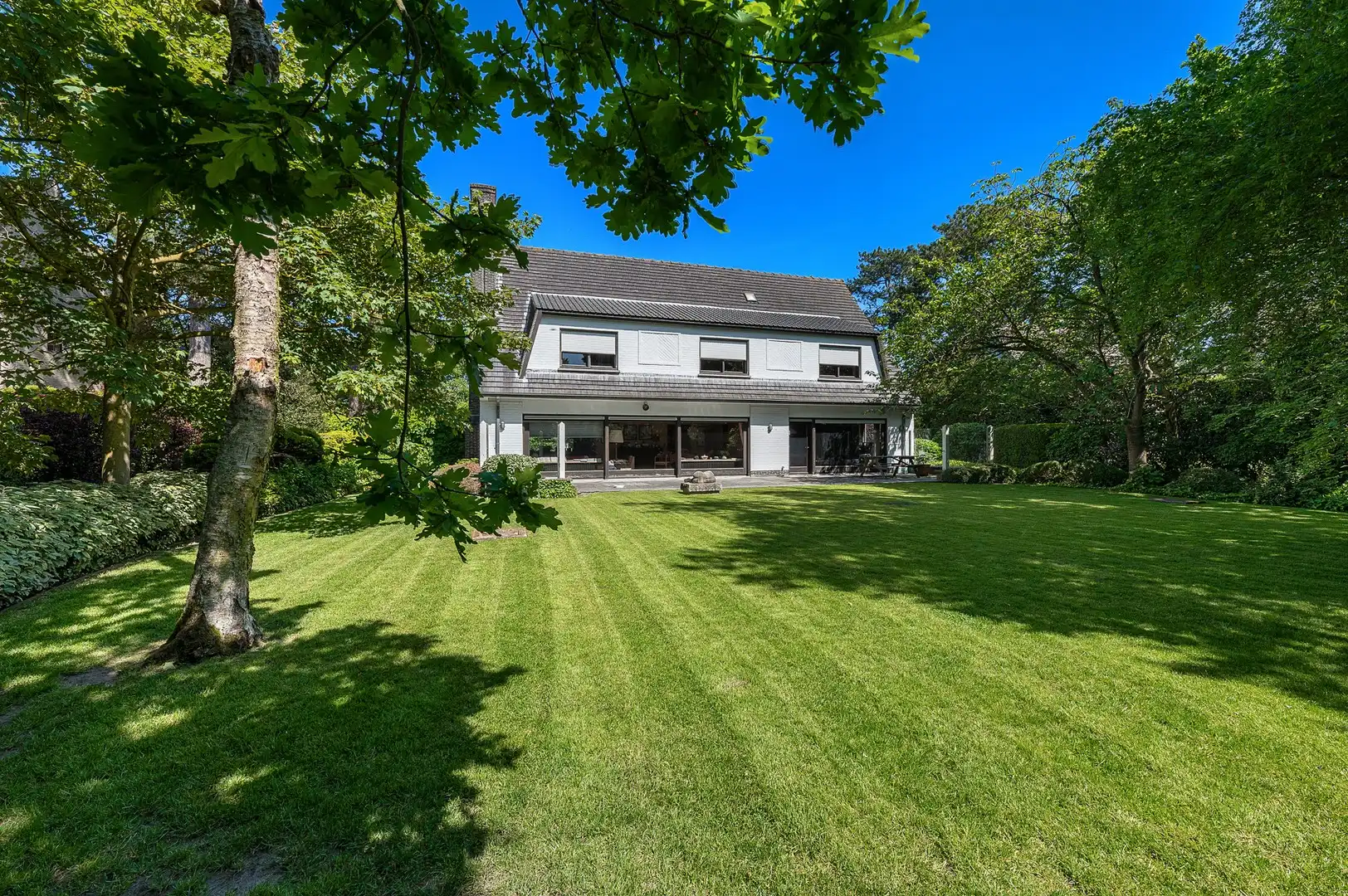 Exclusieve villa in het Zoute, rustig gelegen nabij de Boslaan op 1.704 m2 foto 3