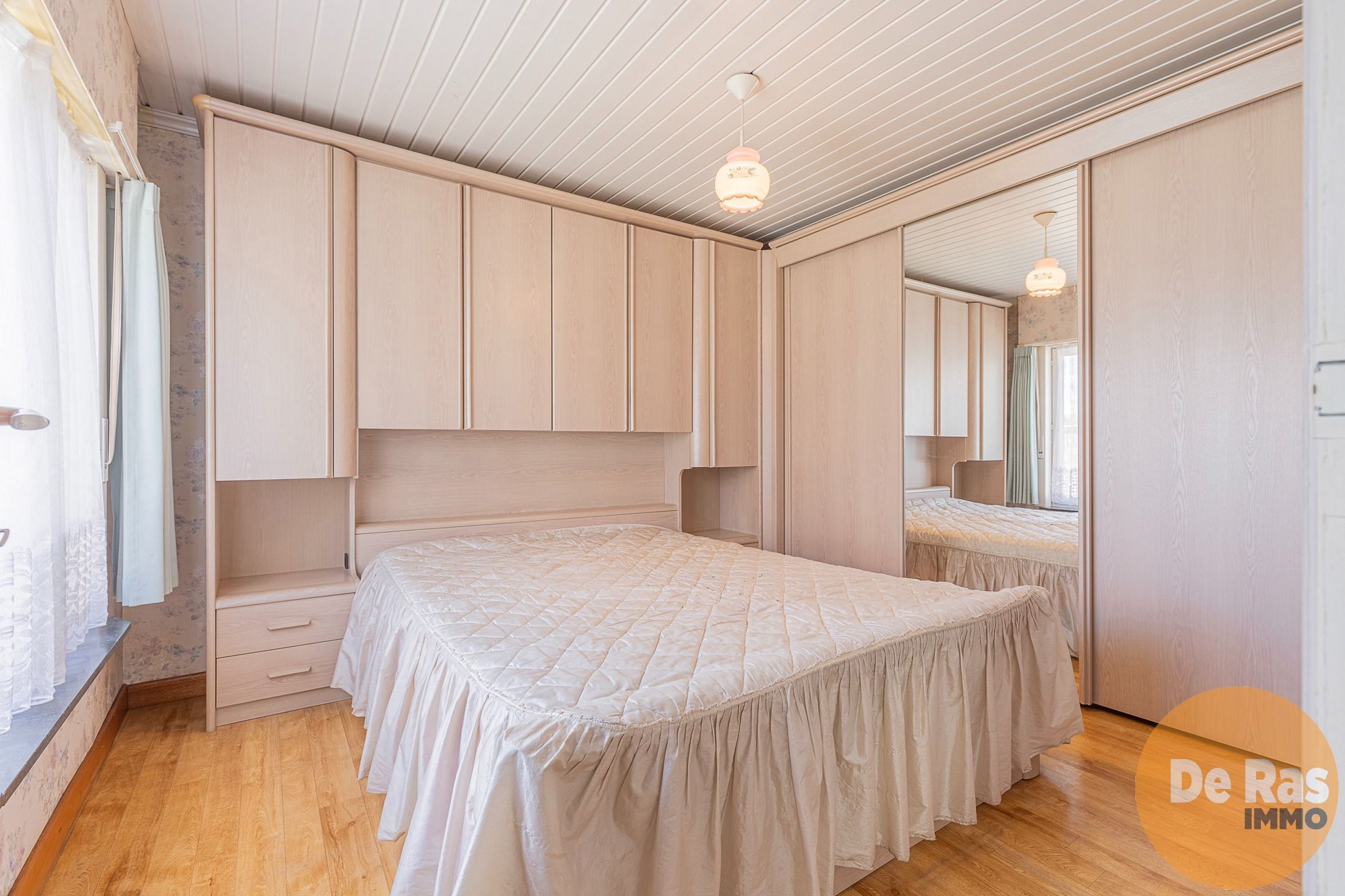 LEDE - Verzorgde, te renoveren woning op een goeie ligging foto 9