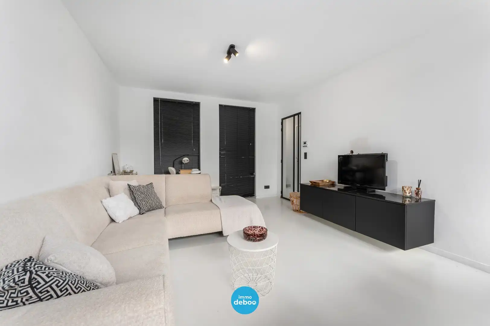 Recente woning in jonge woonwijk ‘Baanhof’ te Oostende foto 9