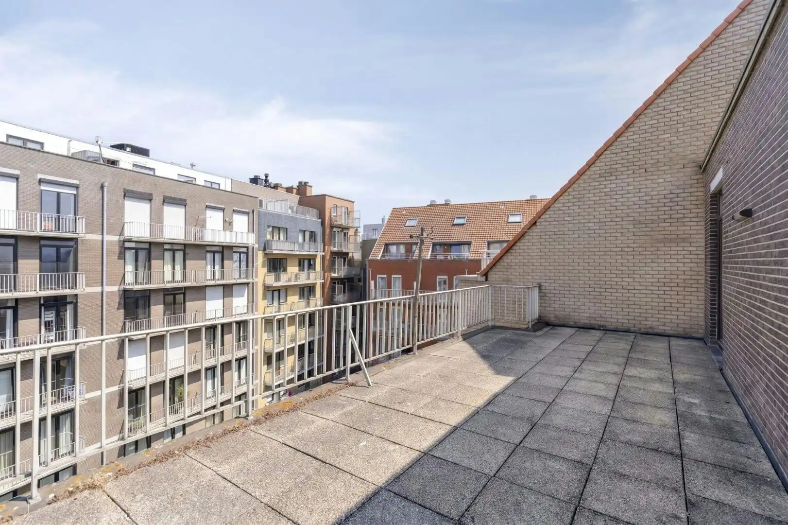 Appartement te koop met  terras vlakbij het strand te Heist foto 14