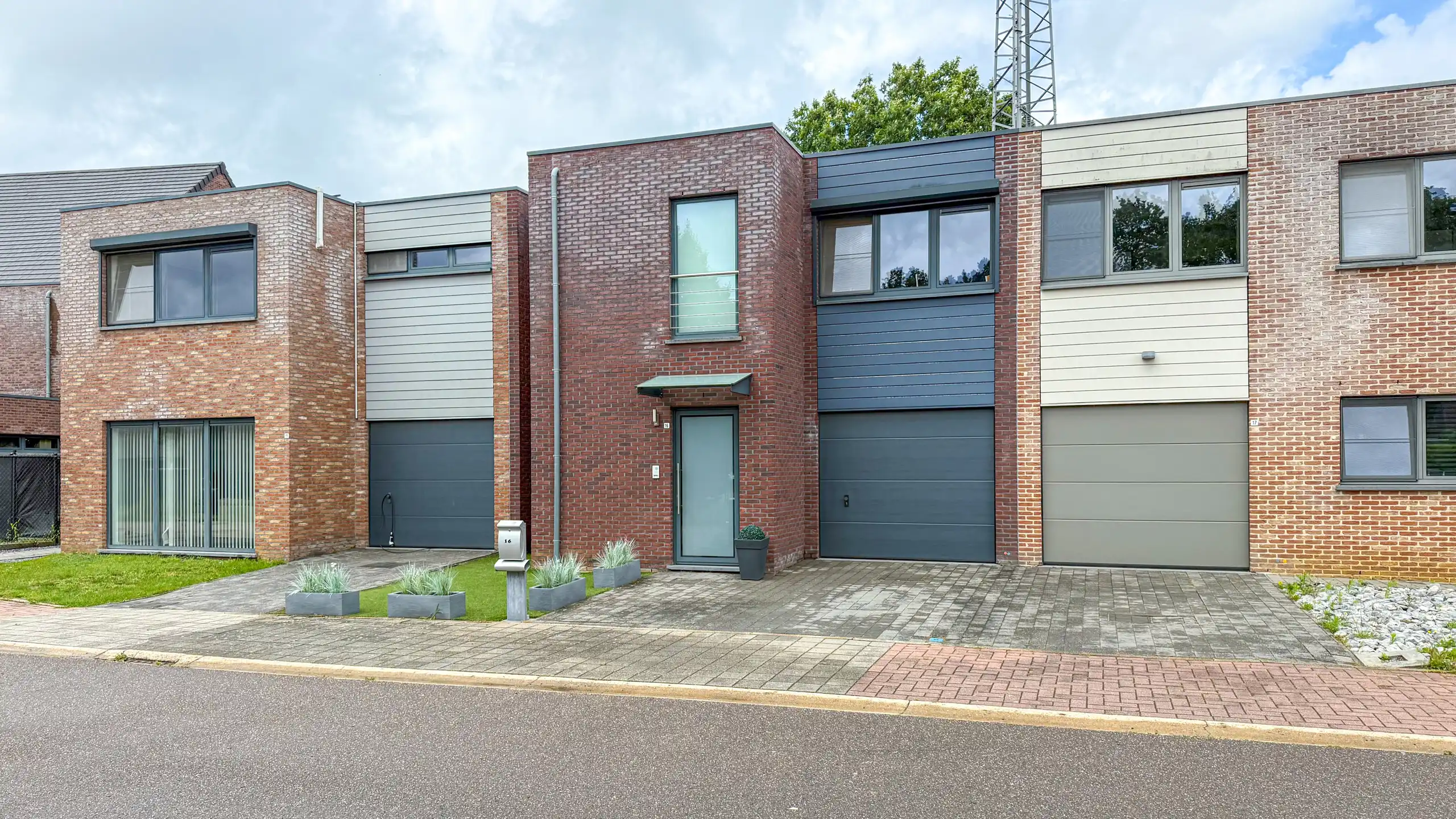 Moderne energiezuinige woning in rustige straat met 3slpks!  foto 36