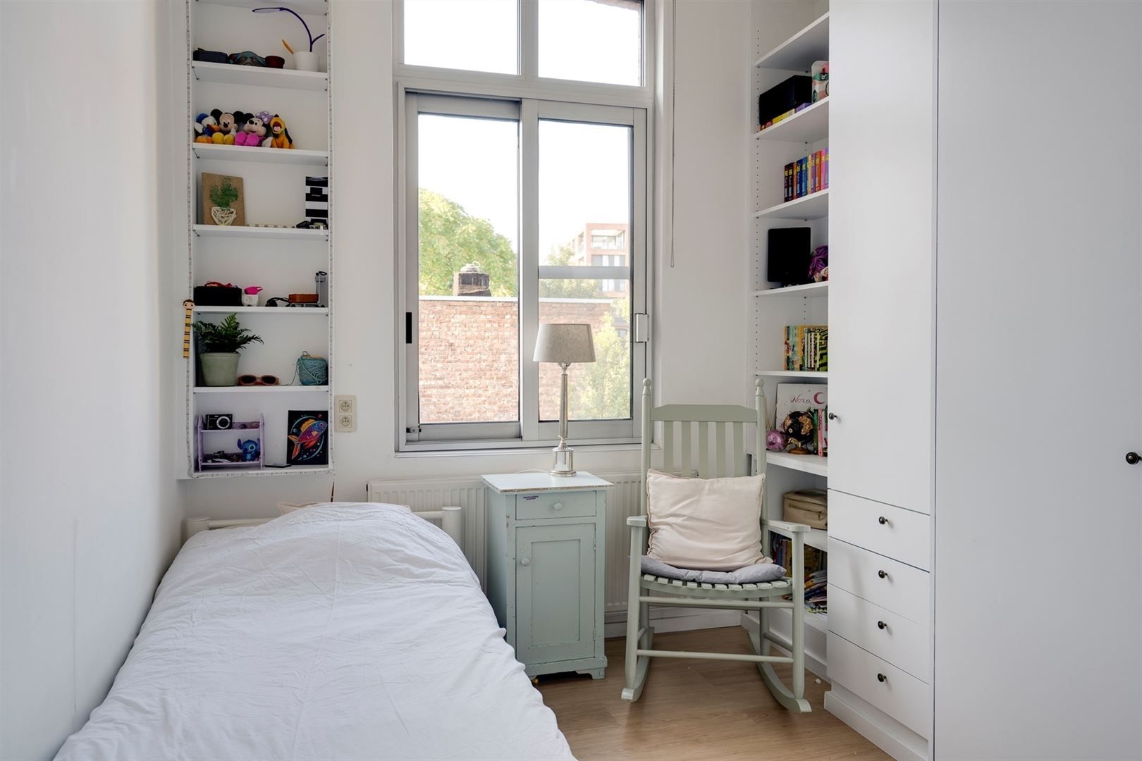Karaktervolle herenwoning met zee aan ruimte foto 19