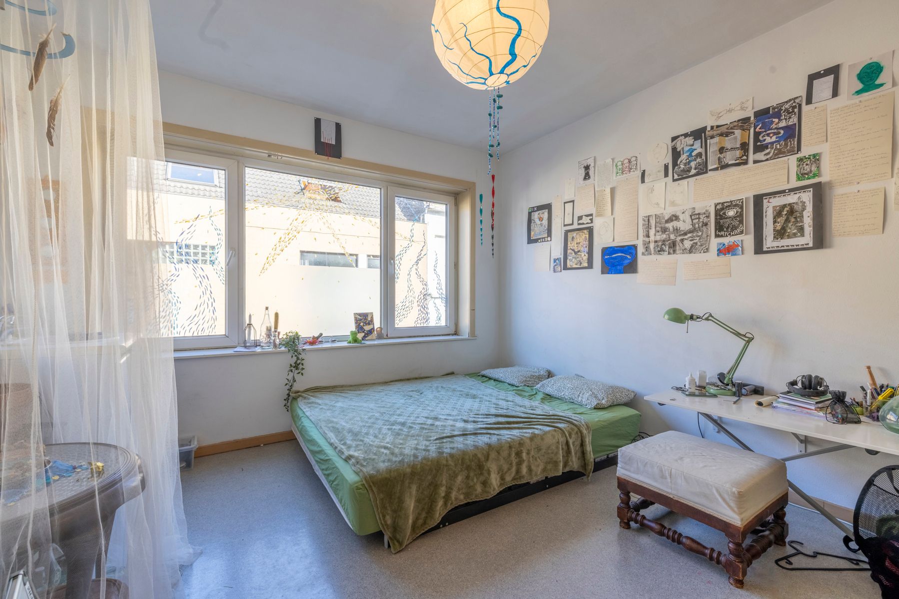 Ruime woning met 4 slpks, hobbyruimte en fietsgarage in Gent foto 7