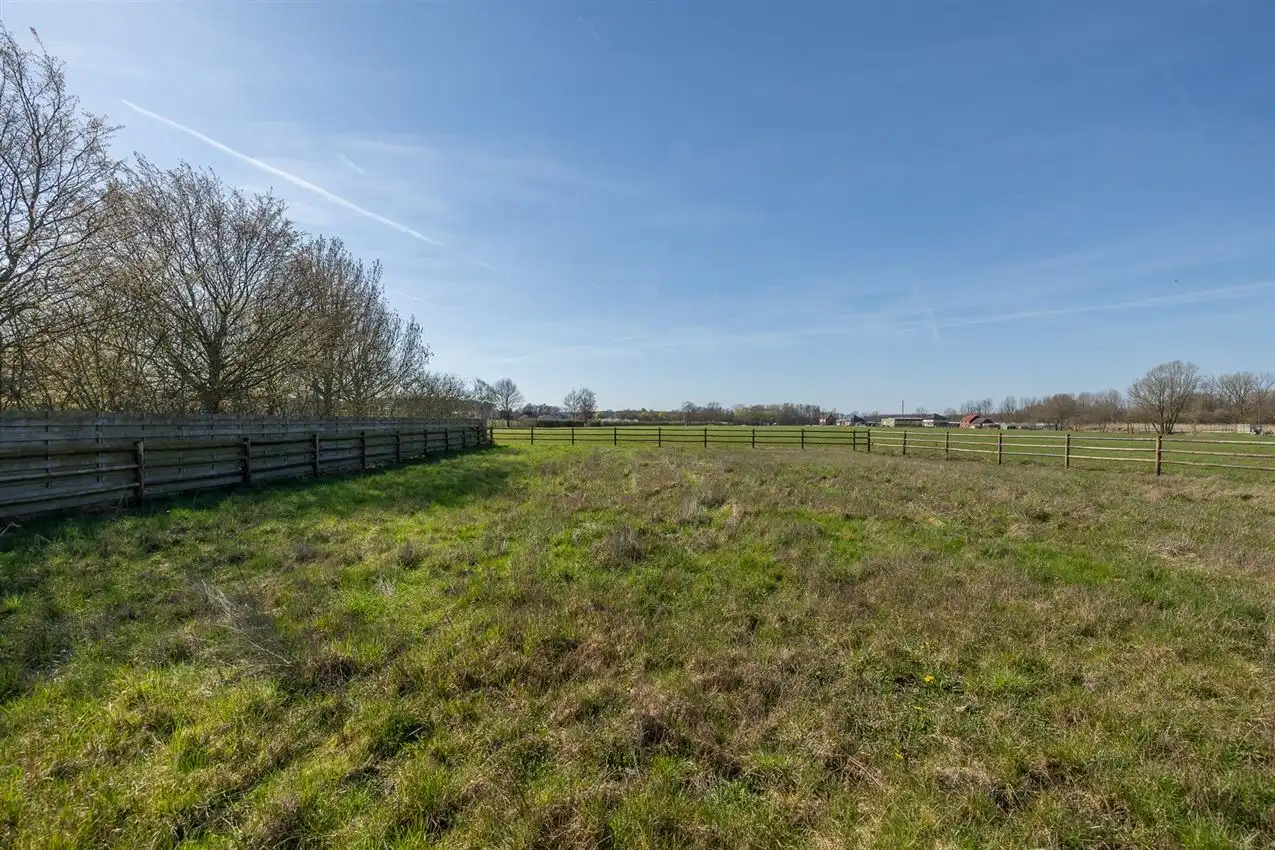 Villa grenzend aan agrarisch gebied met 4slk en opslag foto 64