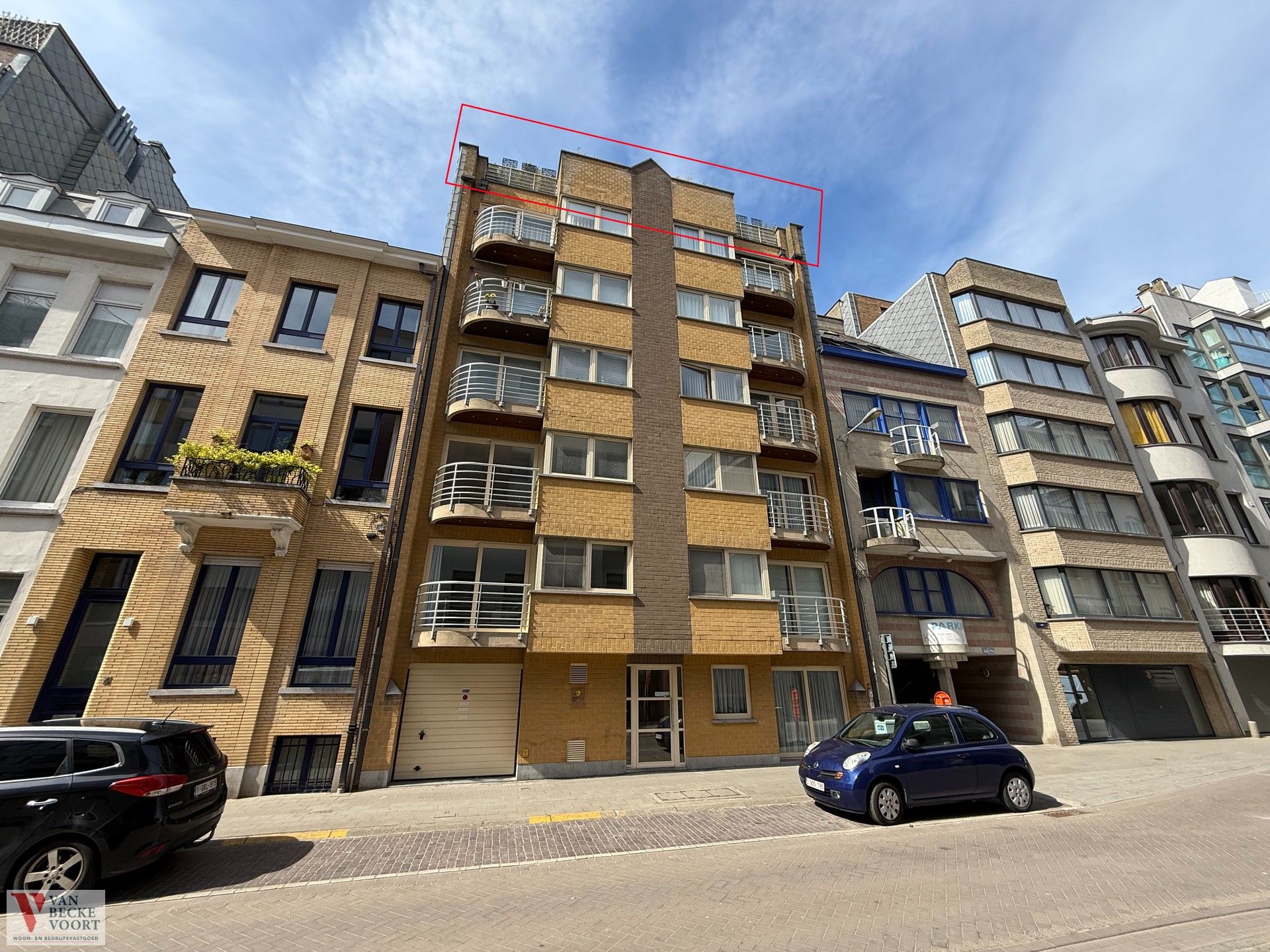 Subliem penthouse vlakbij zee met 2 riante zonneterrassen foto 15