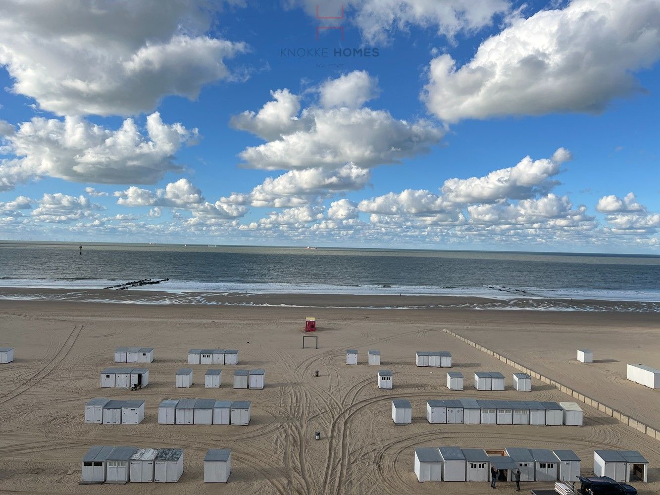 Mooi dakappartement met terras uitgevend op de Zeedijk van het Zoute foto 12