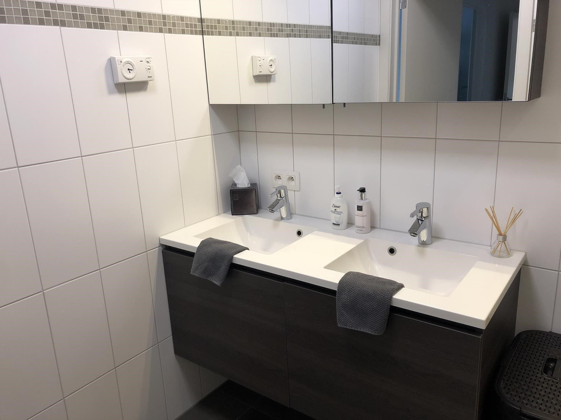 Zeer mooi ingericht appartement met 2 slaapkamers, terras en garagebox. foto 17