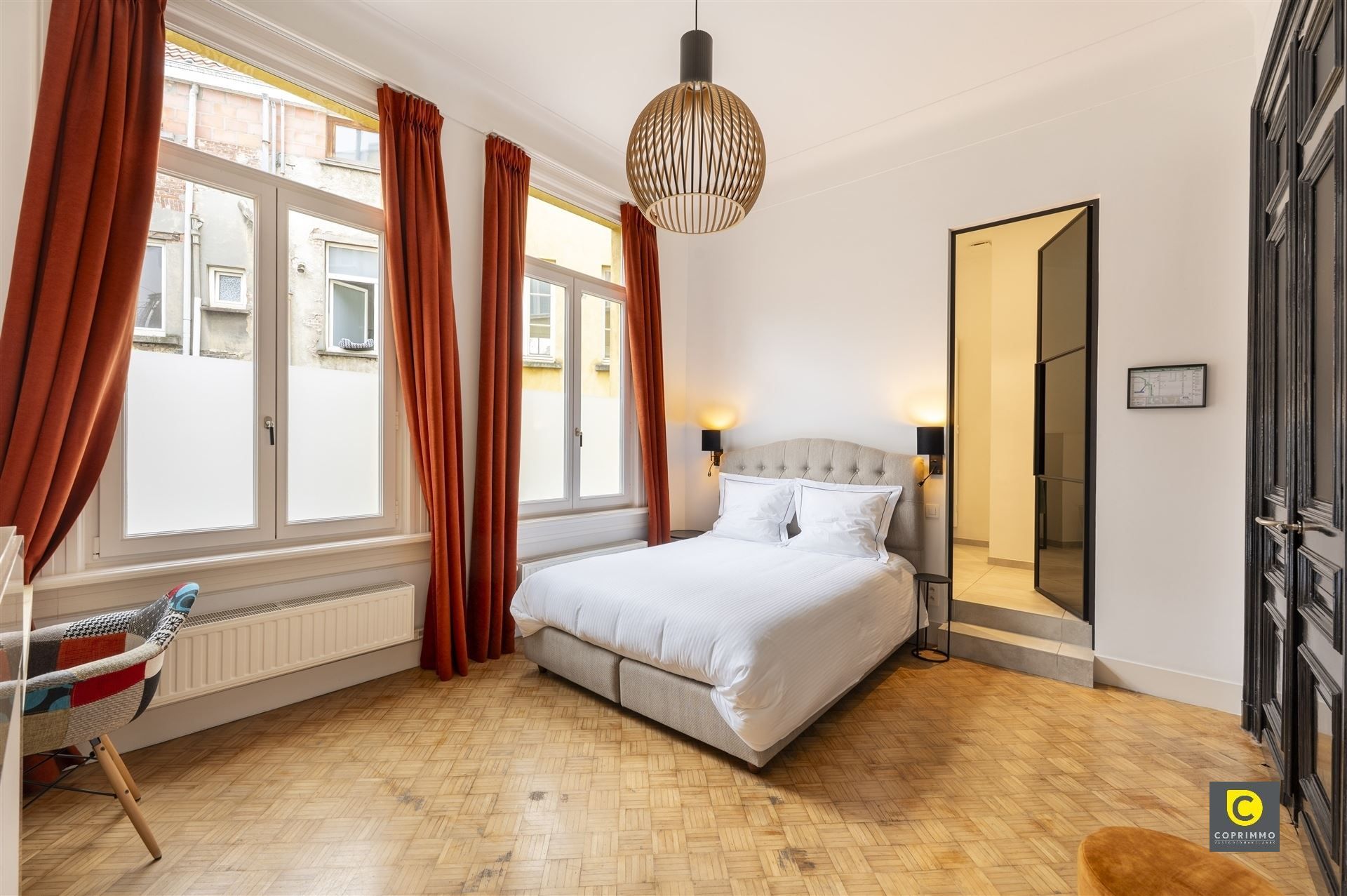 Unieke meesterwoning met garage foto 33