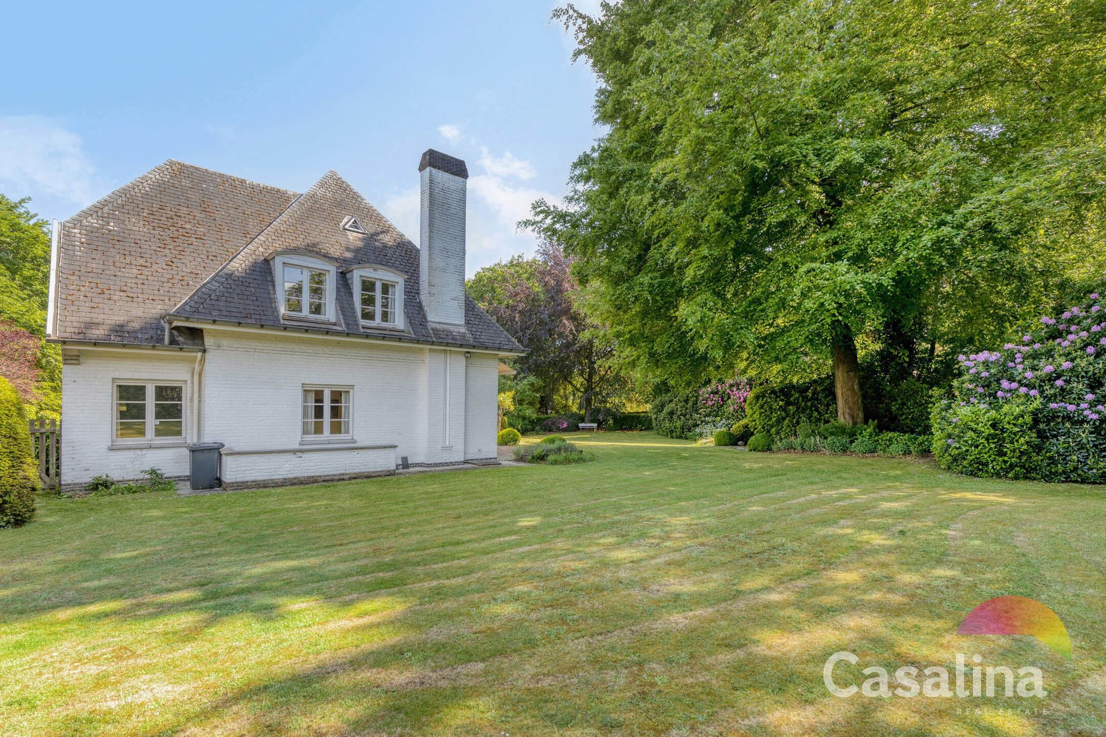 Wijk Baron Albert d'Huart–Viergevelvilla met veel potentieel foto 34