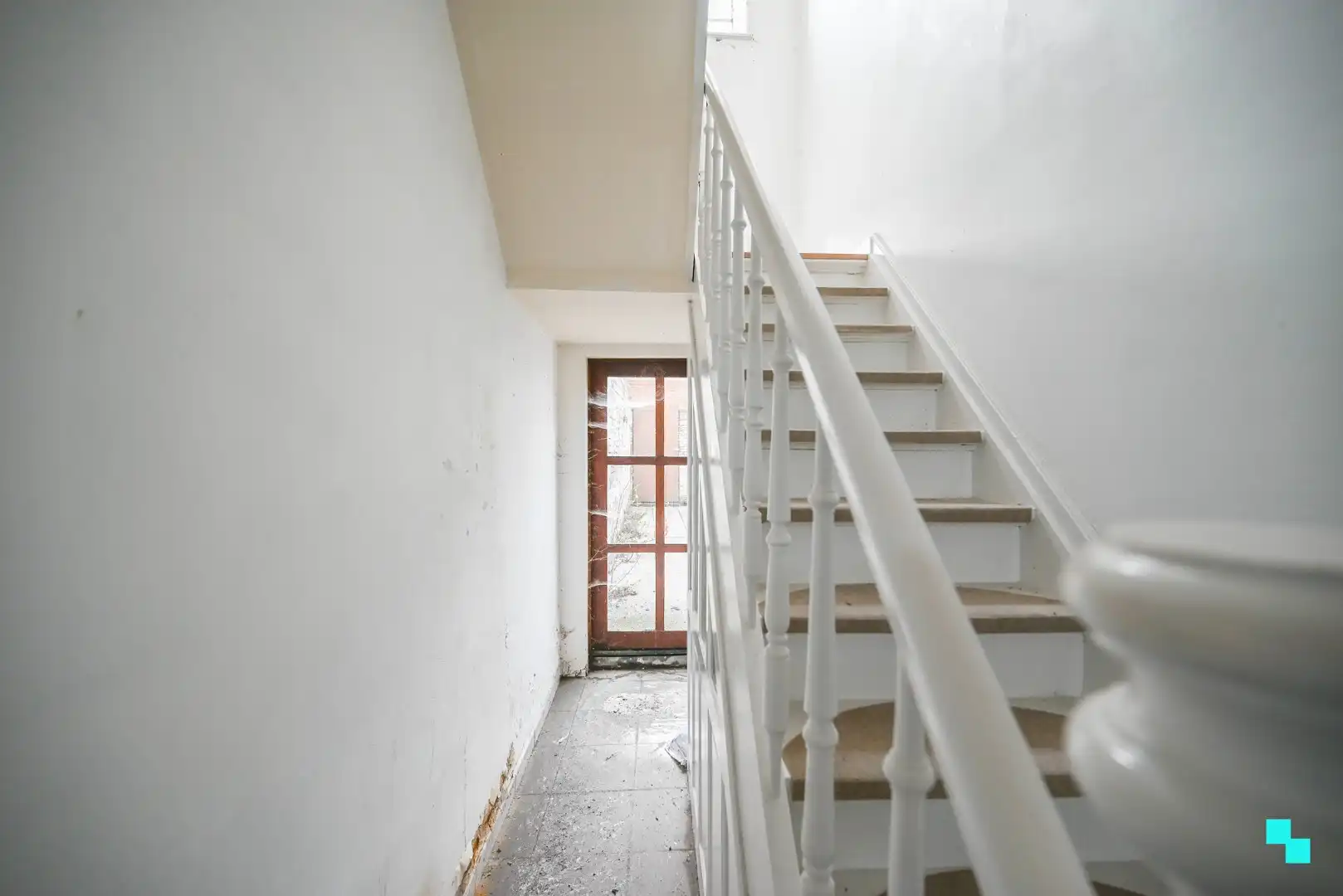 Ruime te renoveren halfopen bebouwing te Bissegem foto 17