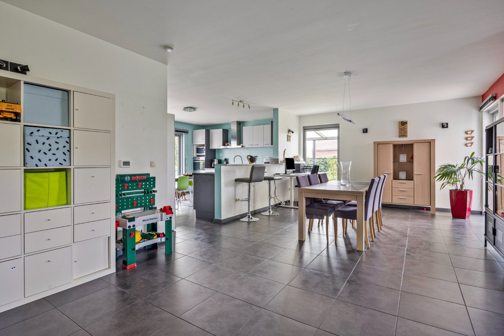 Recente woning met 4 slaapkamers op een perceel van 624 m² !  foto 4