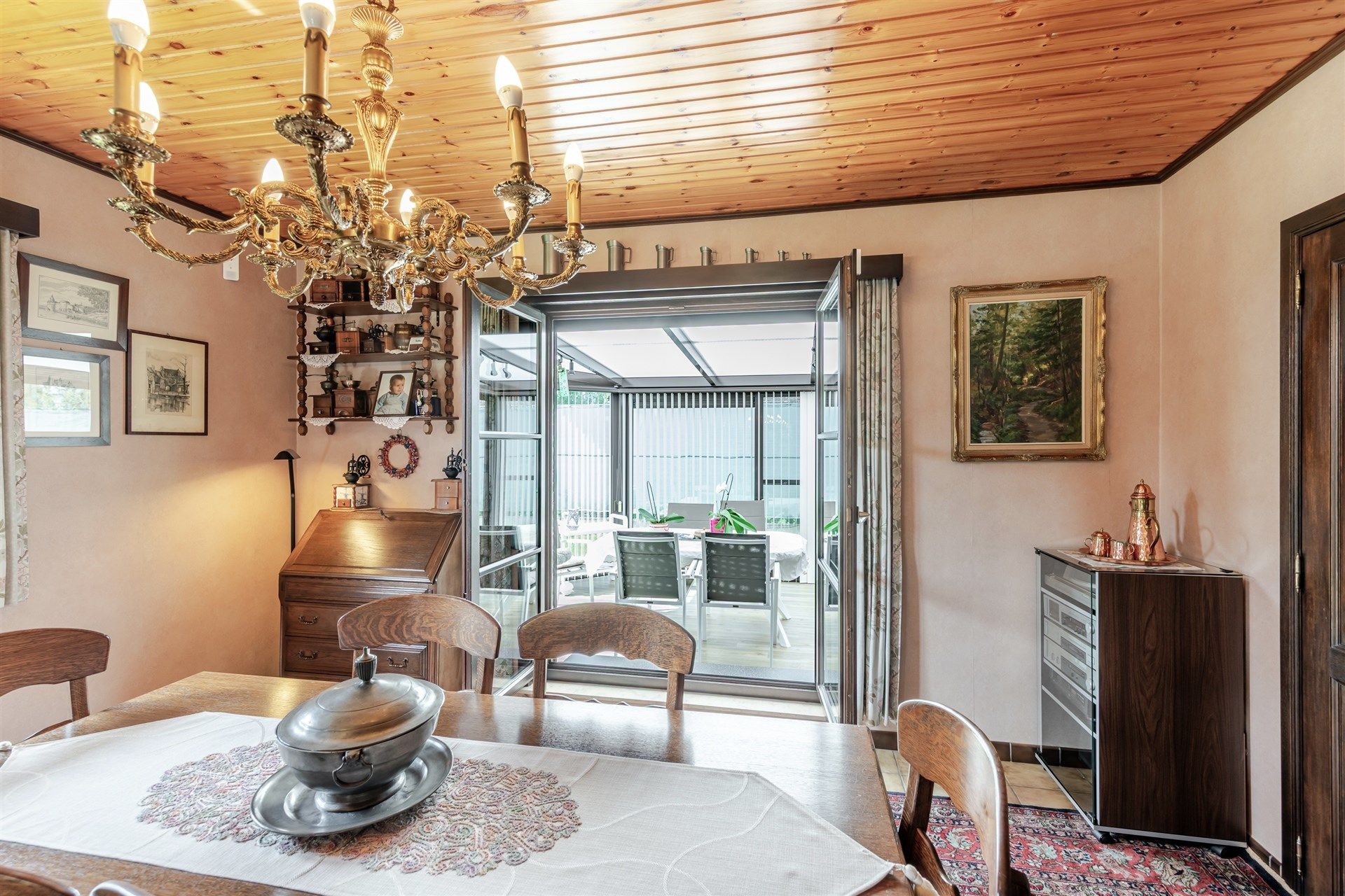 Prachtig gelegen bungalow in mooie, rustige buurt foto 6