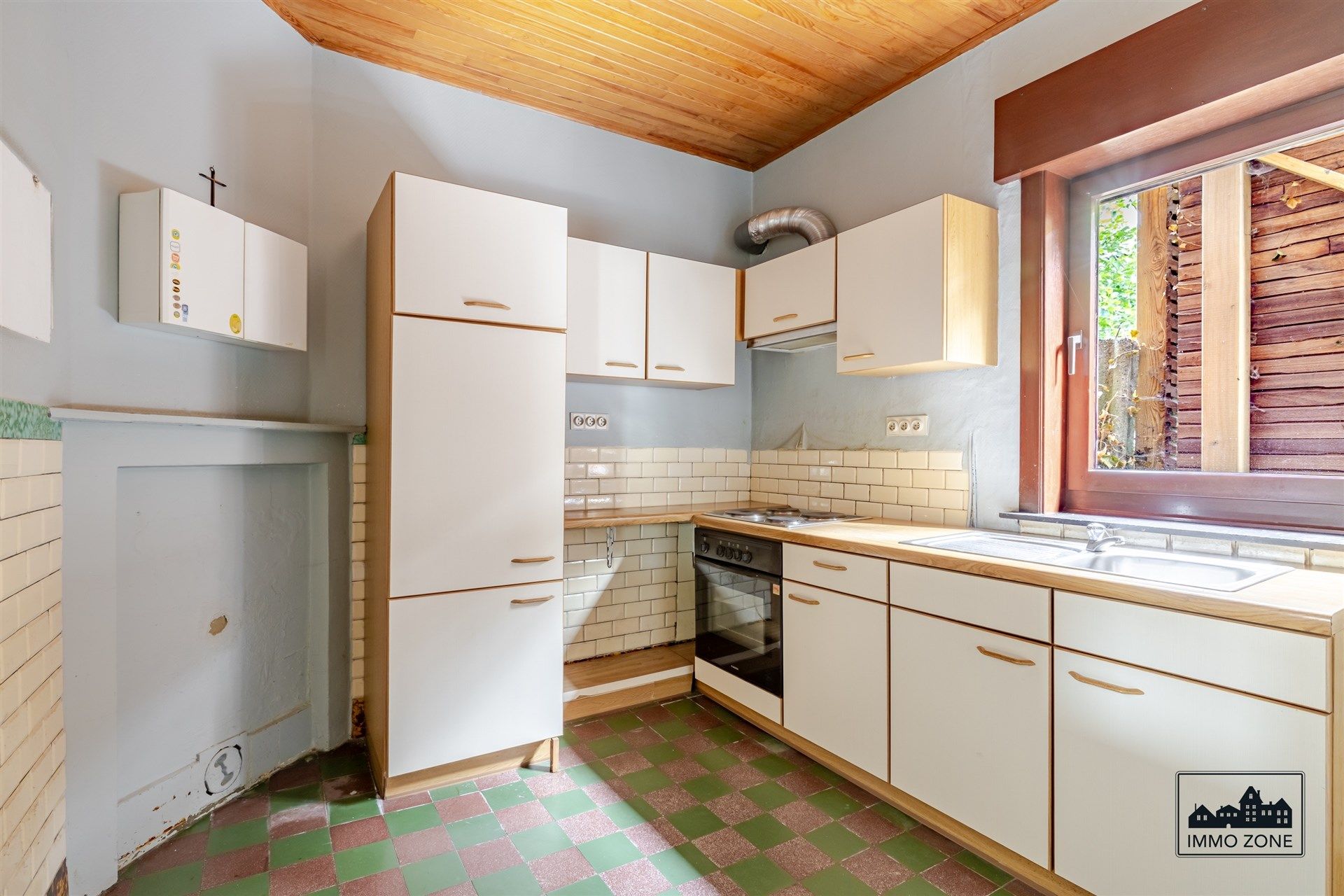Op te frissen woning met veel potentieel foto 7