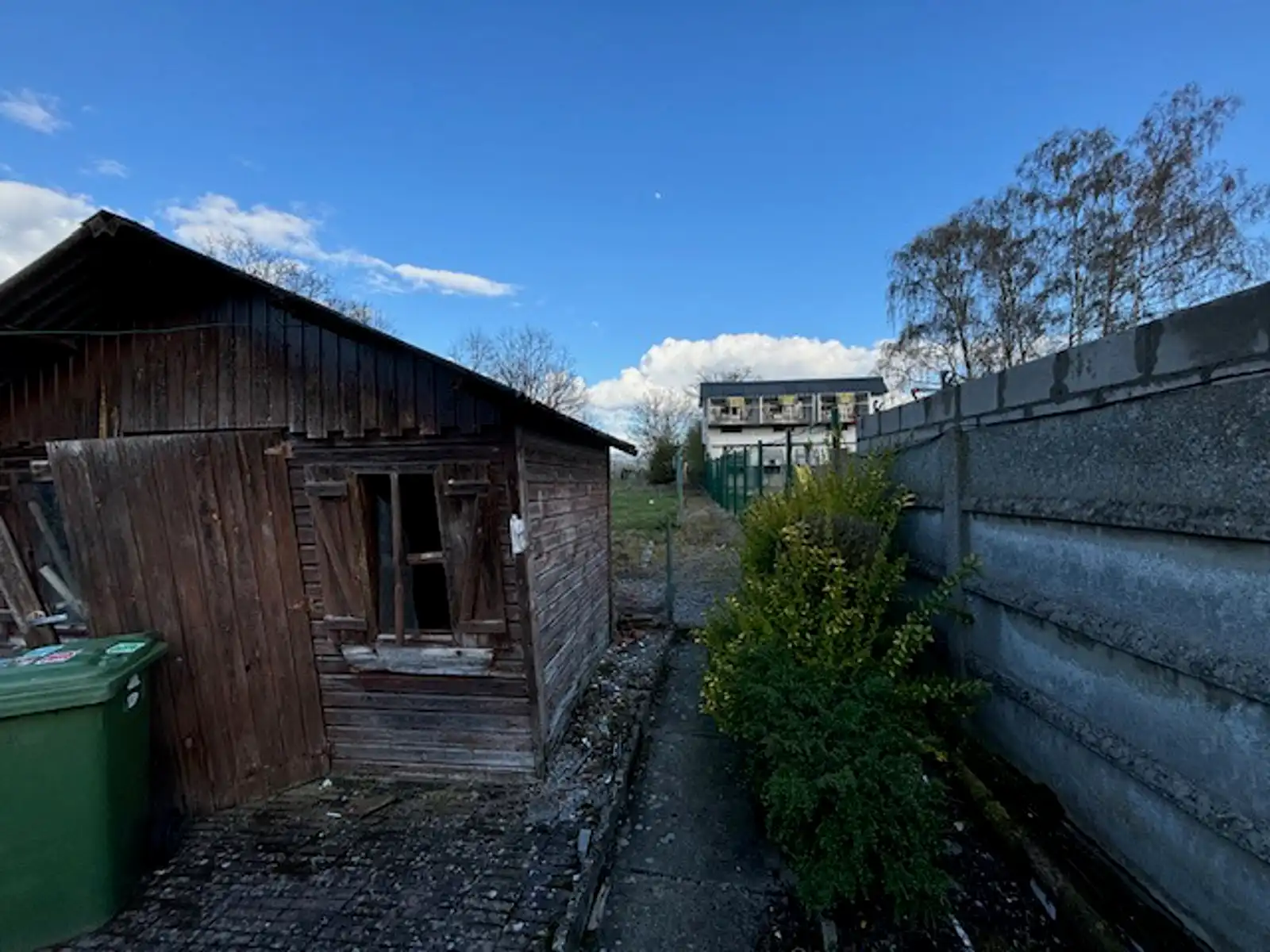 Rijwoning met zij- en achteringang te Gingelom foto 12