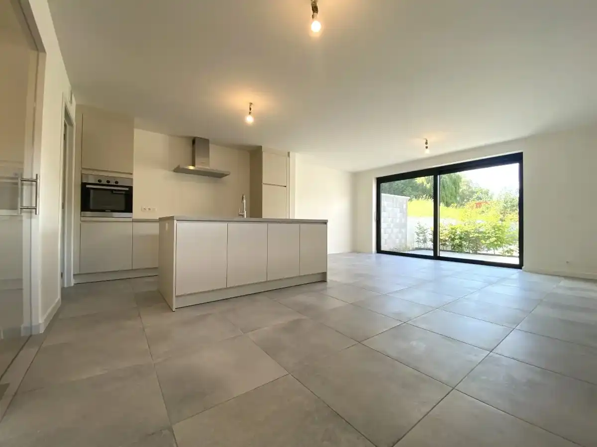 Zonnebeke – Instapklaar gelijkvloersappartement nabij het Kasteelpark foto 3