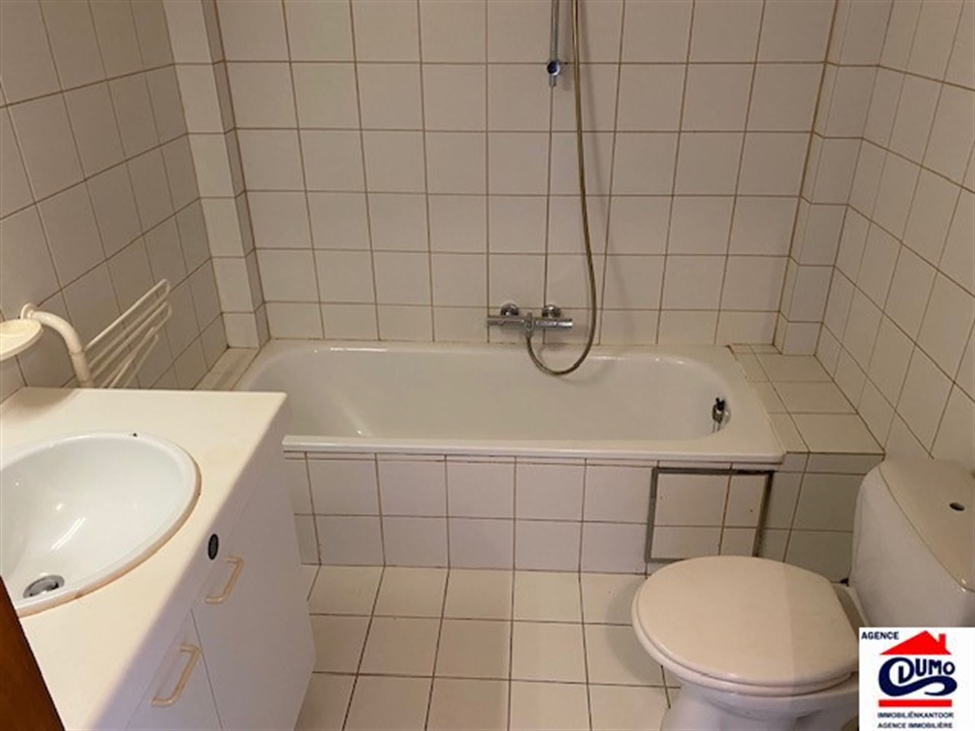 Te renoveren appartement met 1 slaapkamer en kelderberging  foto 8