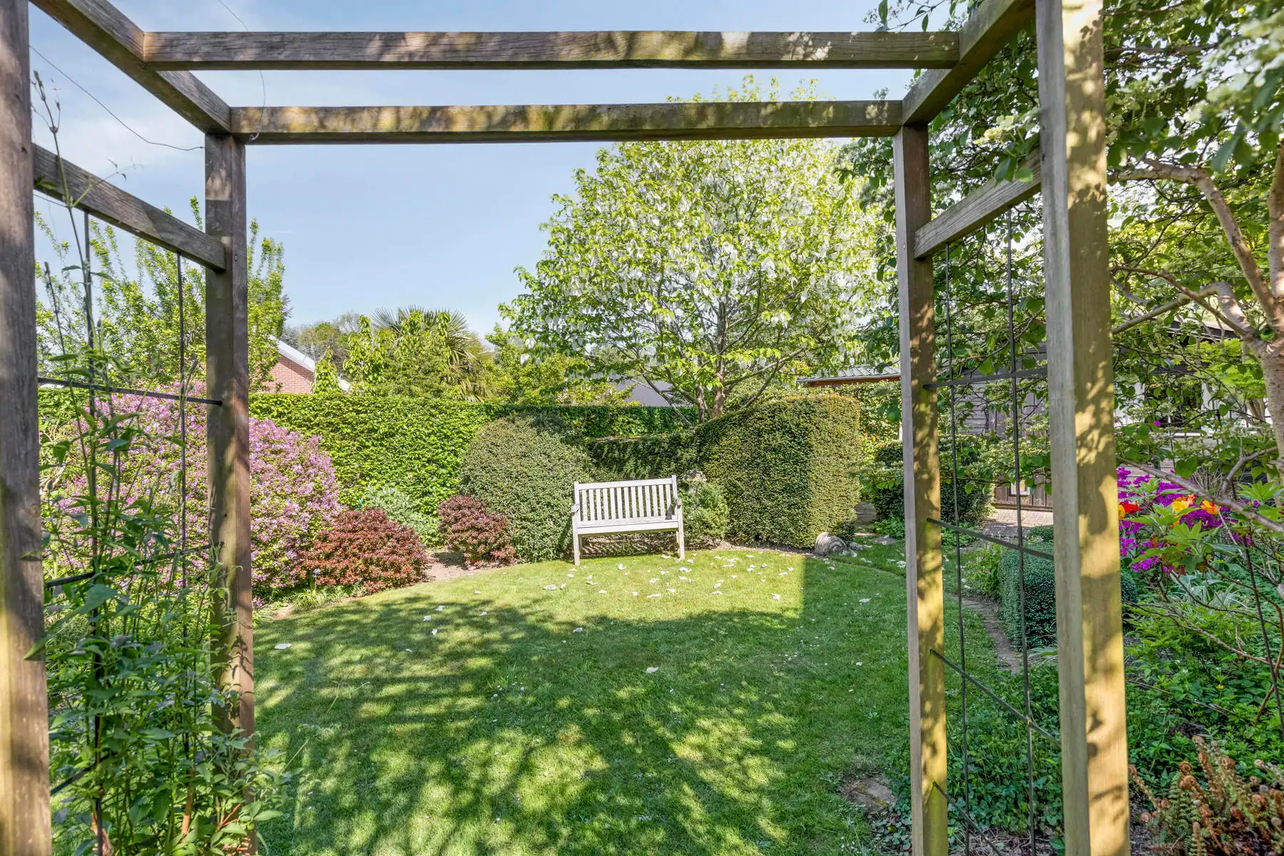 Leemans Immobiliën presenteert u deze charmante, instapklare bungalow, ideaal gelegen in het gegeerde Asse.  foto 20