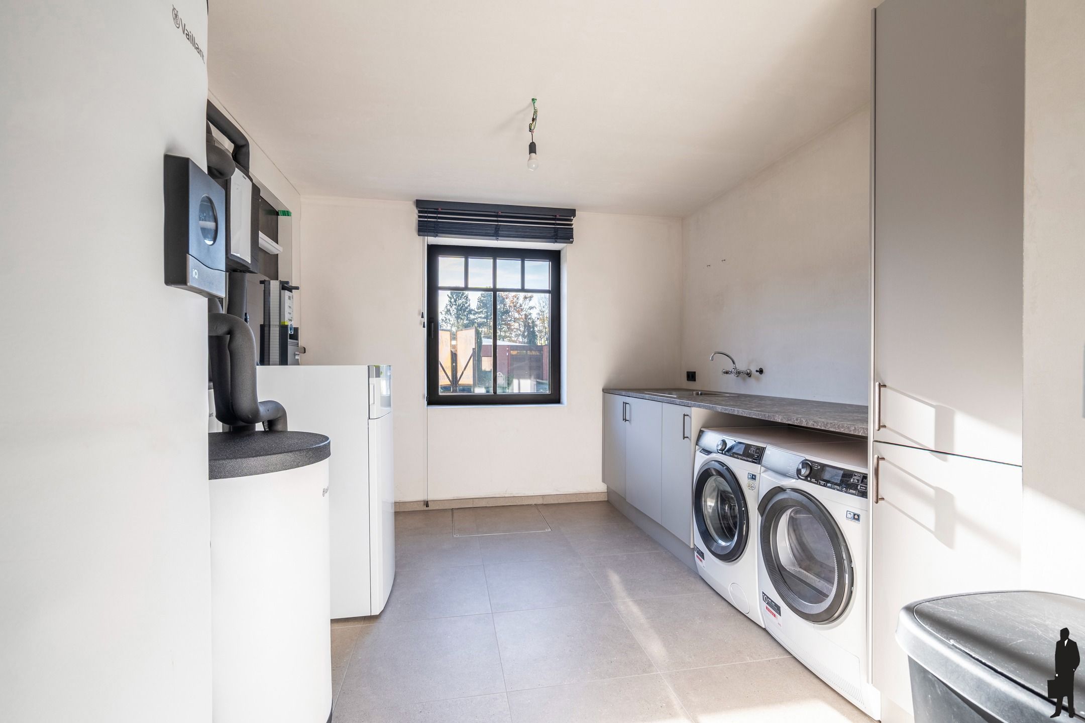 Hoogwaardig afgewerkte nieuwbouwvilla nabij natuur te Mol foto 24