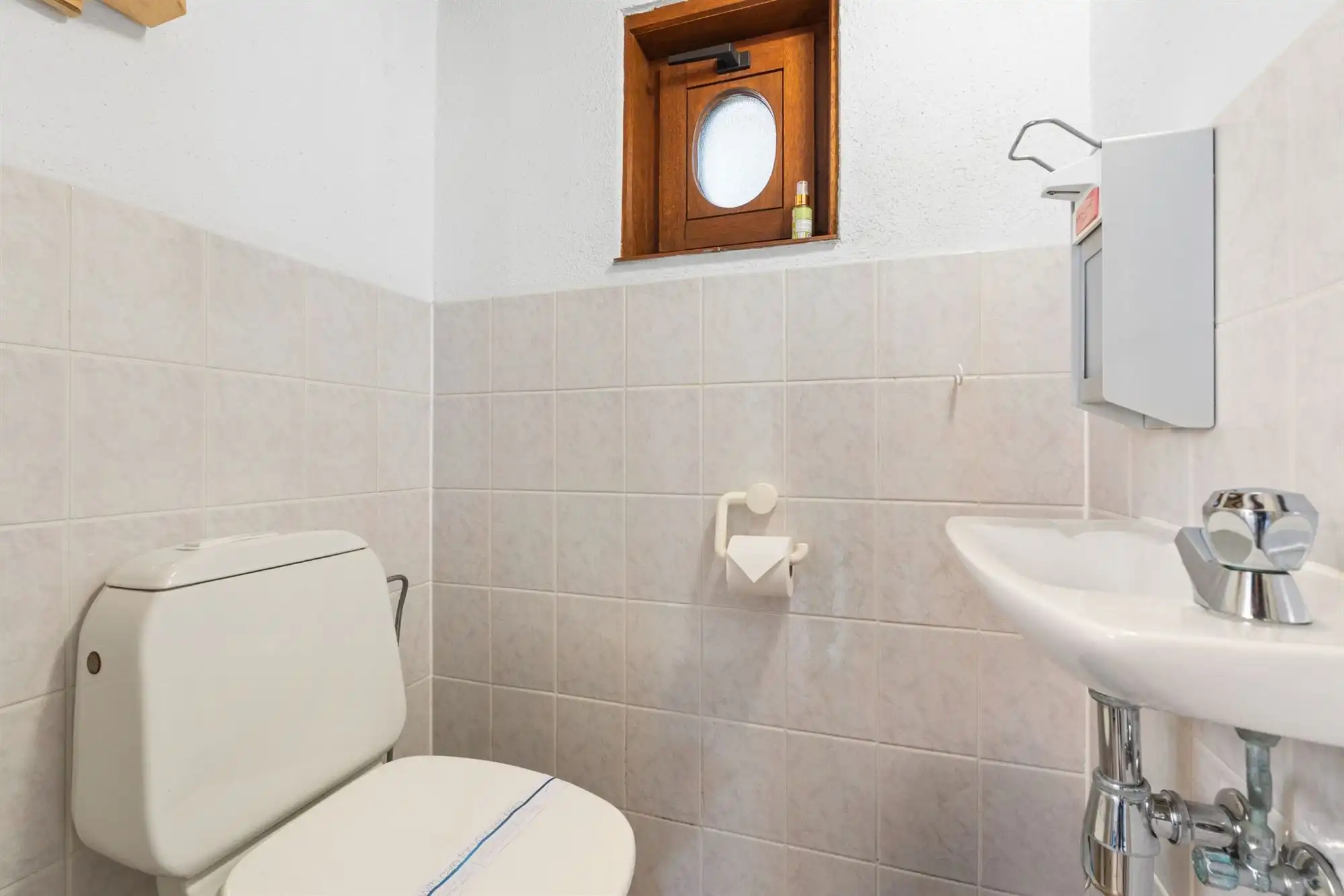 Leuke vakantiewoning met parking in park! foto 16