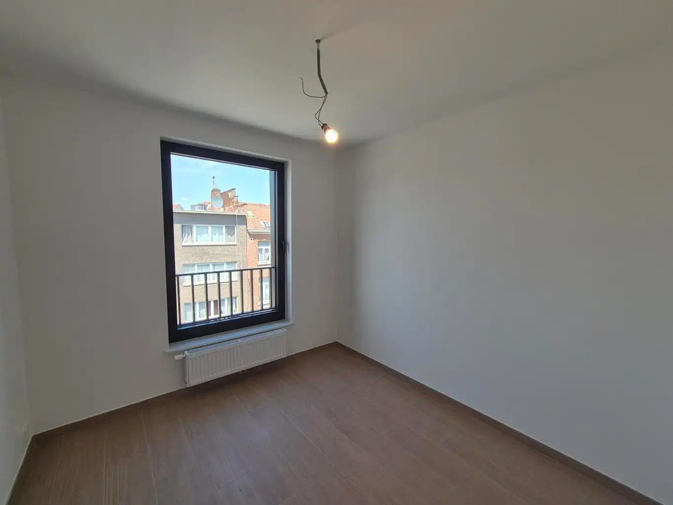 Nieuwbouw appartement met 2 slpks, terras, kelder foto 10