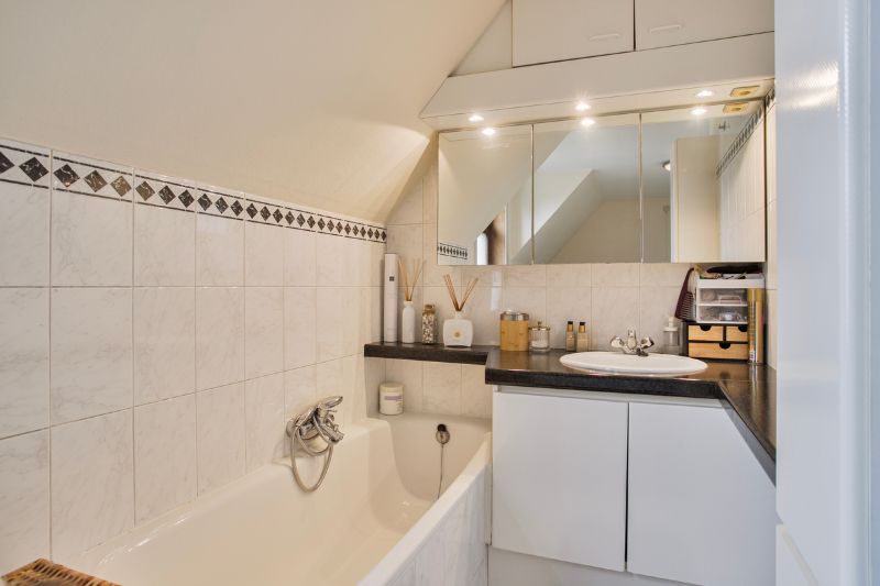 Charmante woning te koop in de Meersestraat, Kluisbergen! foto 9