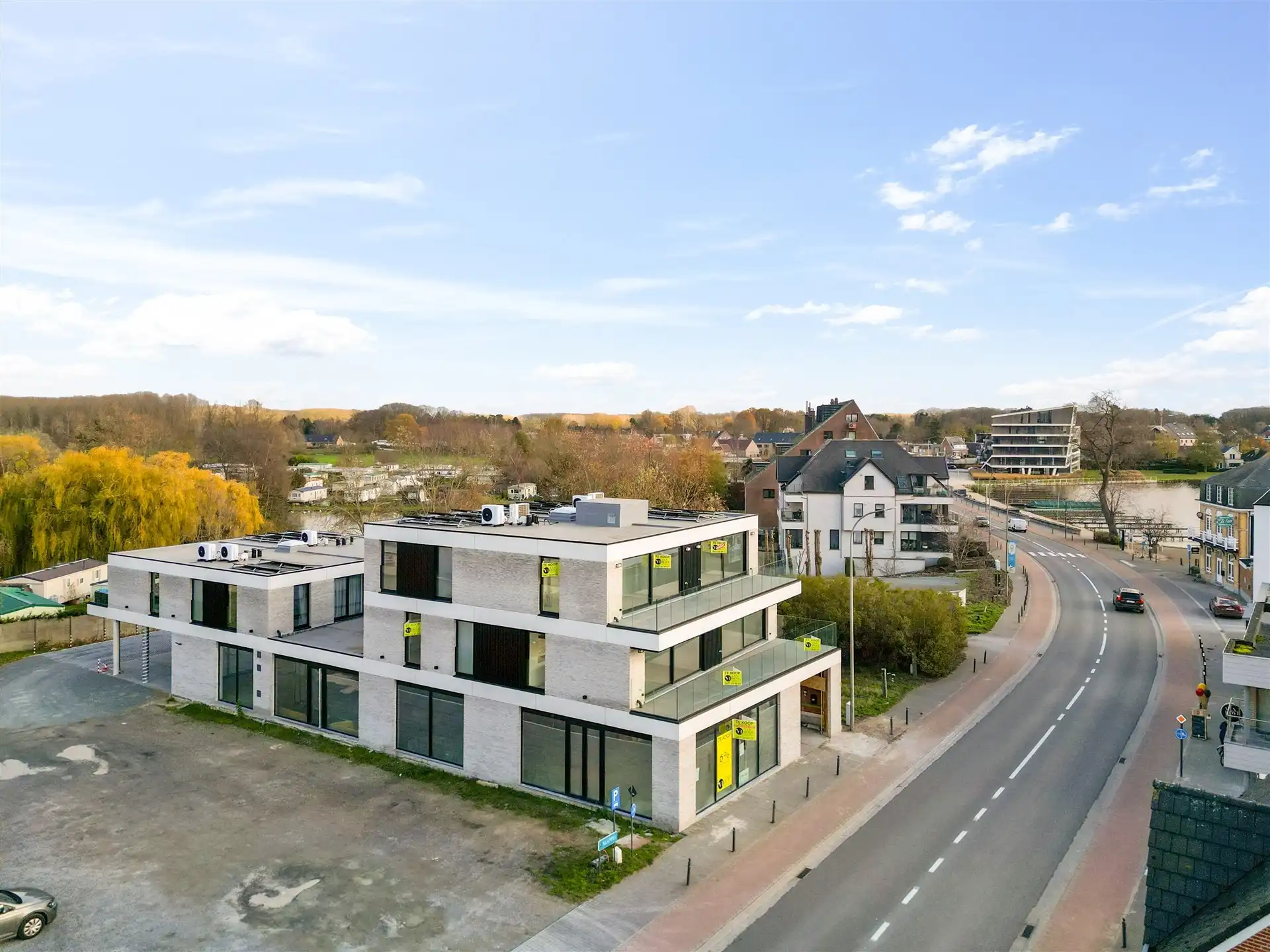 Appartement met staanplaats foto 2