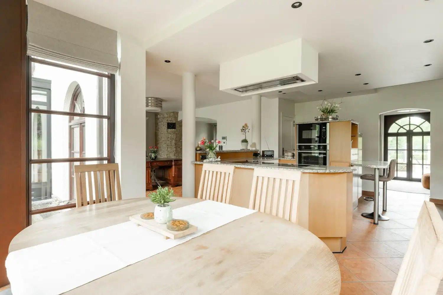 Exclusieve villa in zuiderse stijl op een magnifiek perceel van 5226m²! foto 12