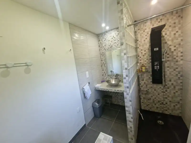 Villa omgevormd tot B&B met vijf mooie kamers en studio in een prachtige en groene omgeving in Carcasonne foto 27