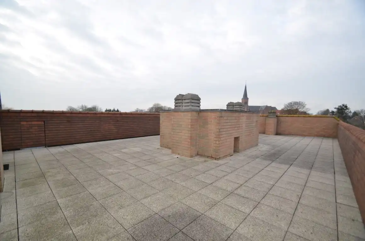 Modern dakappartement met 2 slpks en garage foto 6