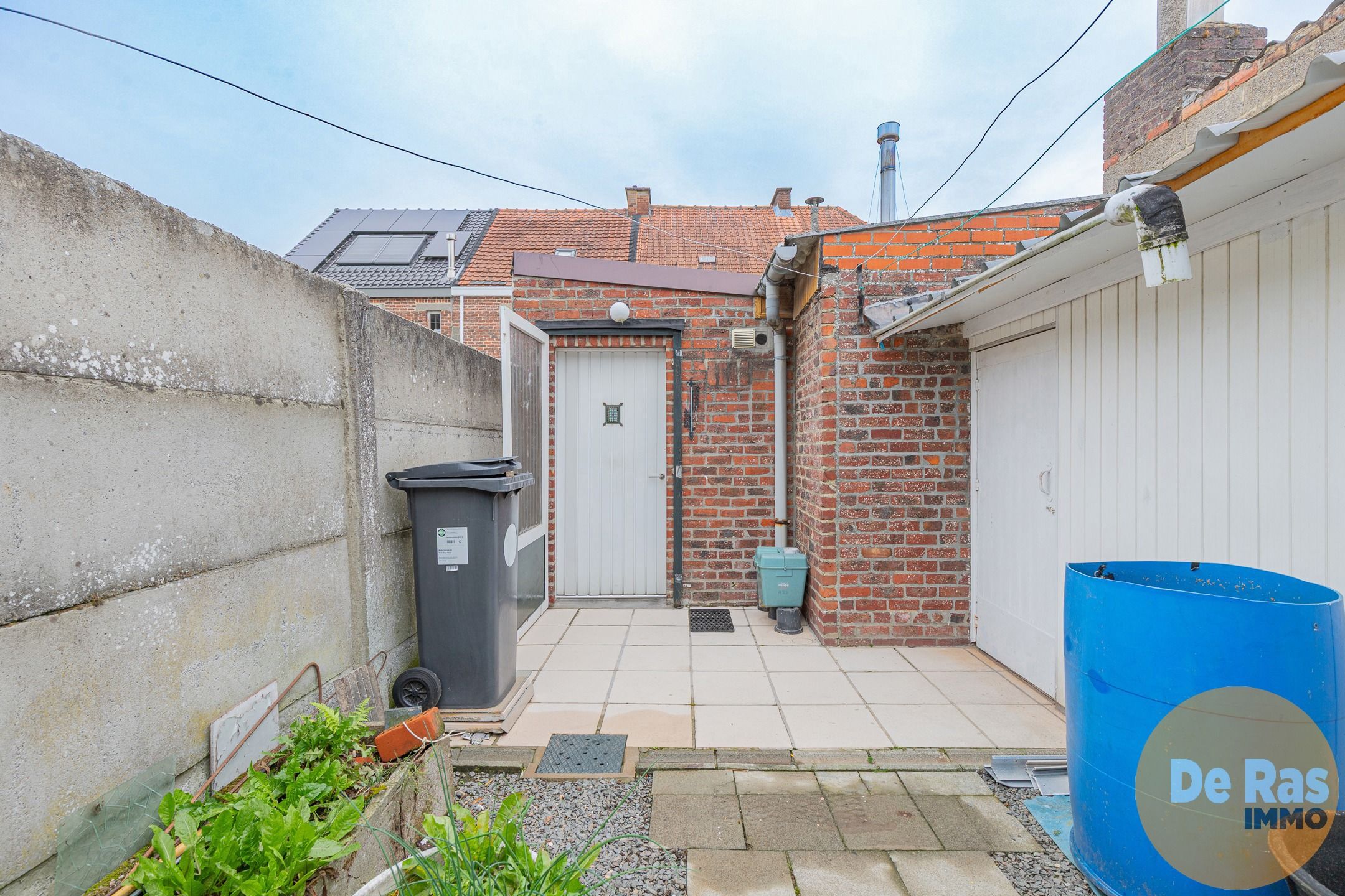 LEDE - Verzorgde, te renoveren woning op een goeie ligging foto 17