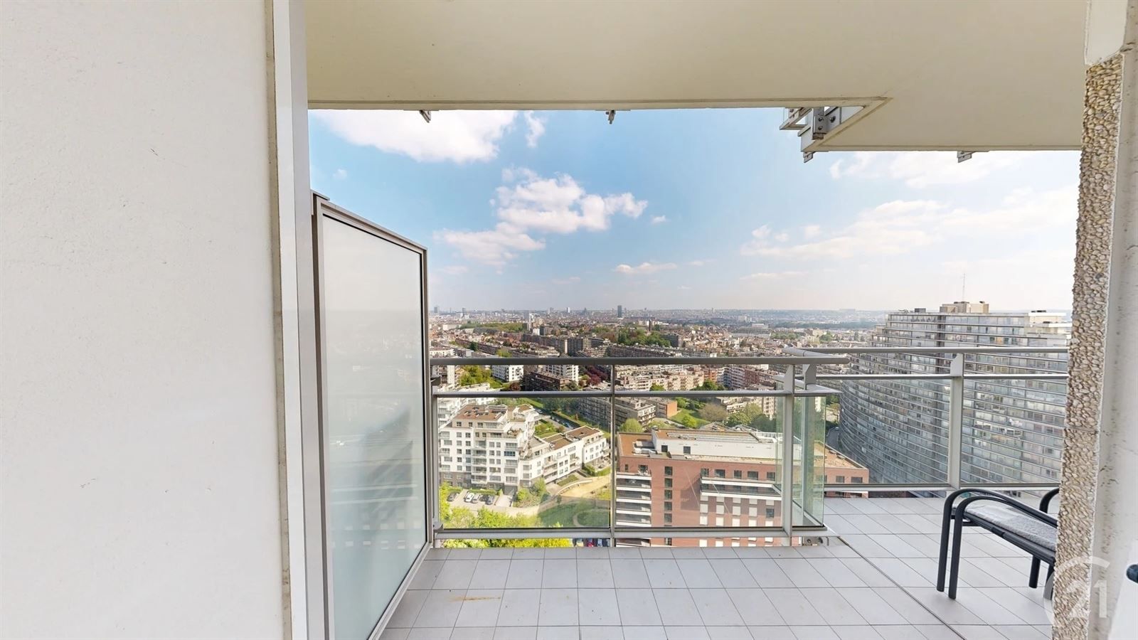 Lichtrijk appartement met terrassen en adembenemend zicht foto 10