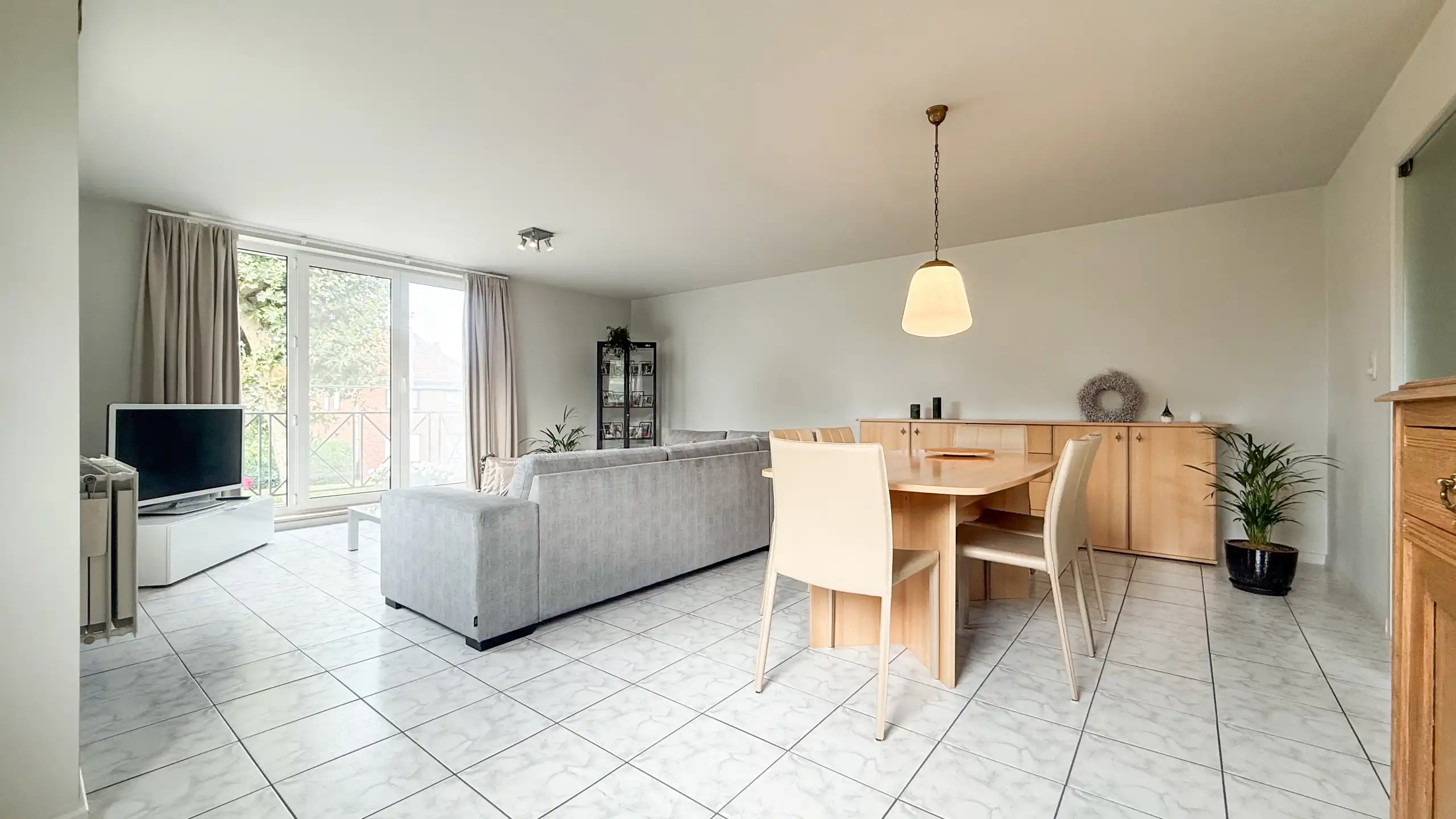 Ruim appartement op toplocatie met 2 slaapkamers! foto 6