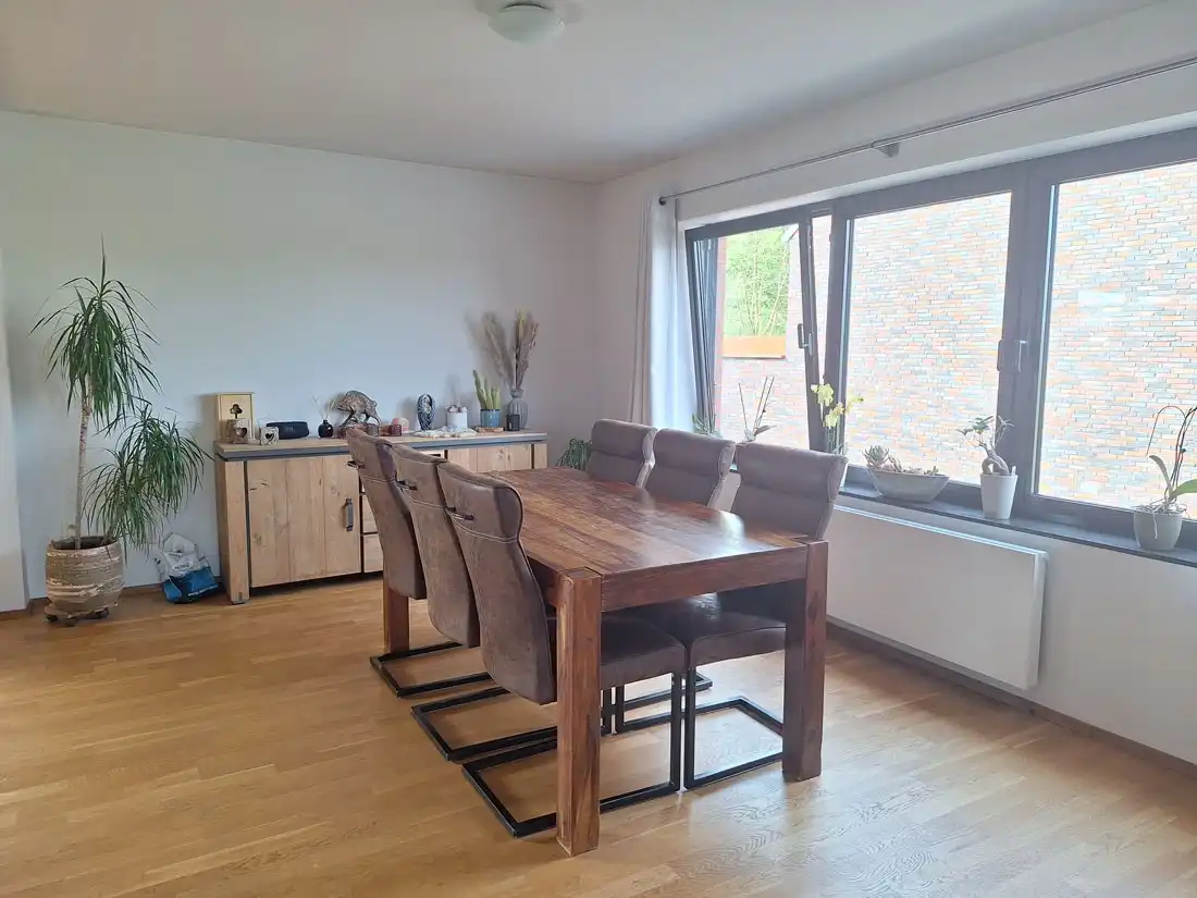 Ruim, stijlvol duplex appartement te Diepenbeek foto 4