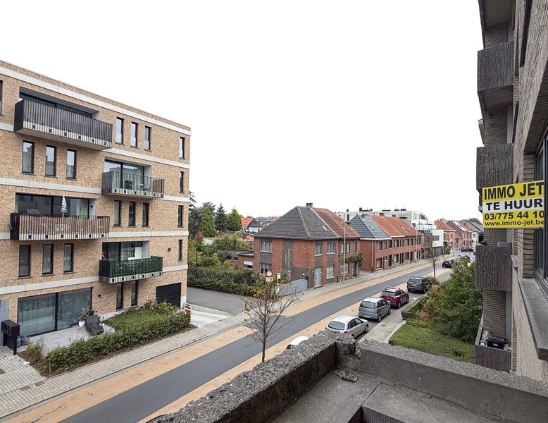 Appartement op de tweede verdieping met 1 slaapkamer gelegen in het centrum van Beveren foto 6