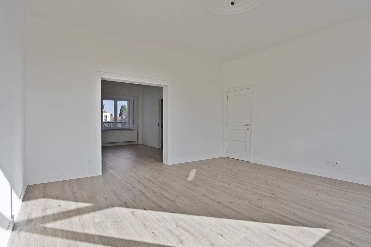 GERENOVEERDE INSTAPKLARE WONING MET 3 SLPK'S IN KESSELT (LANAKEN) foto 7