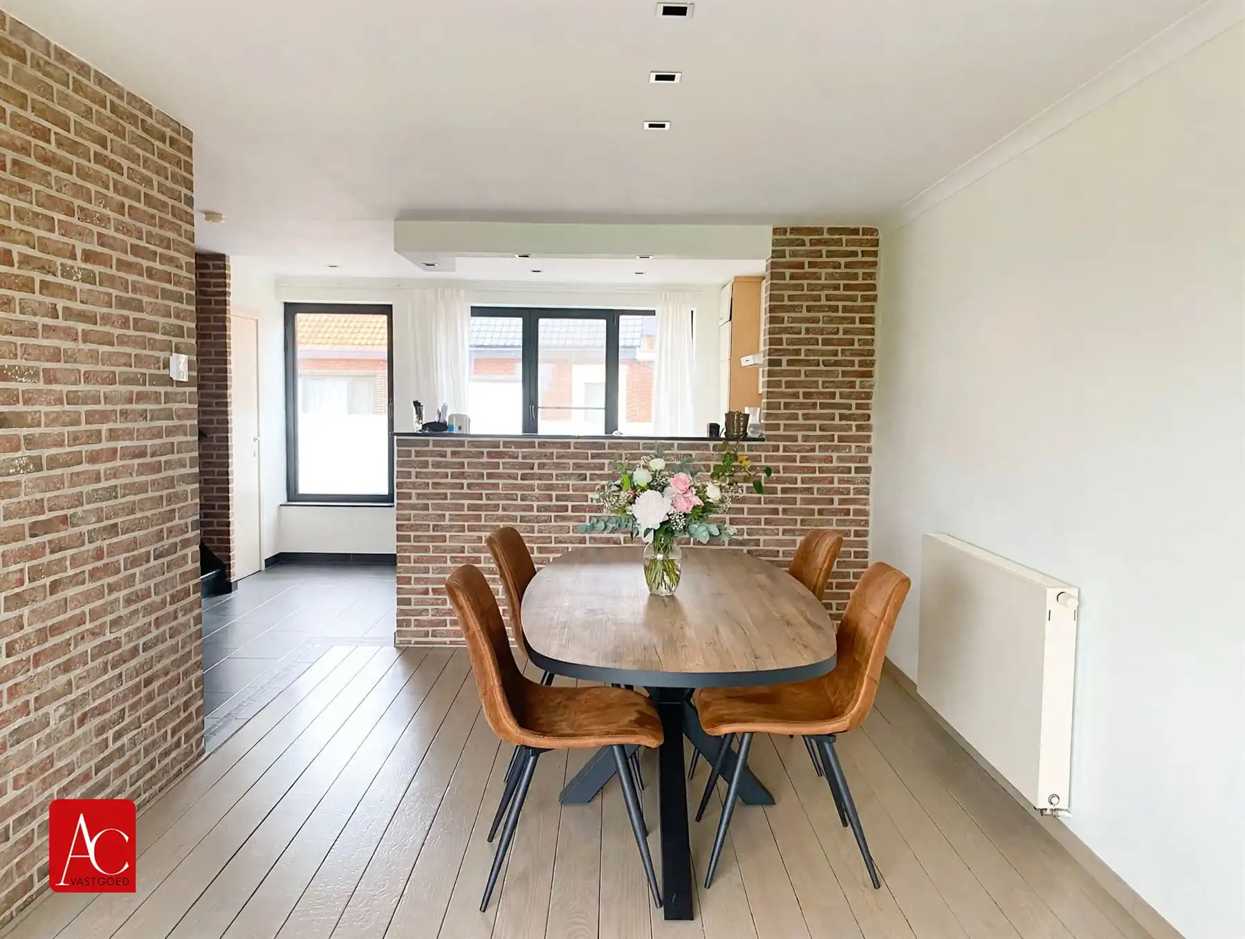Duplex appartement te Melsele, prachtig terras en parking  foto 5