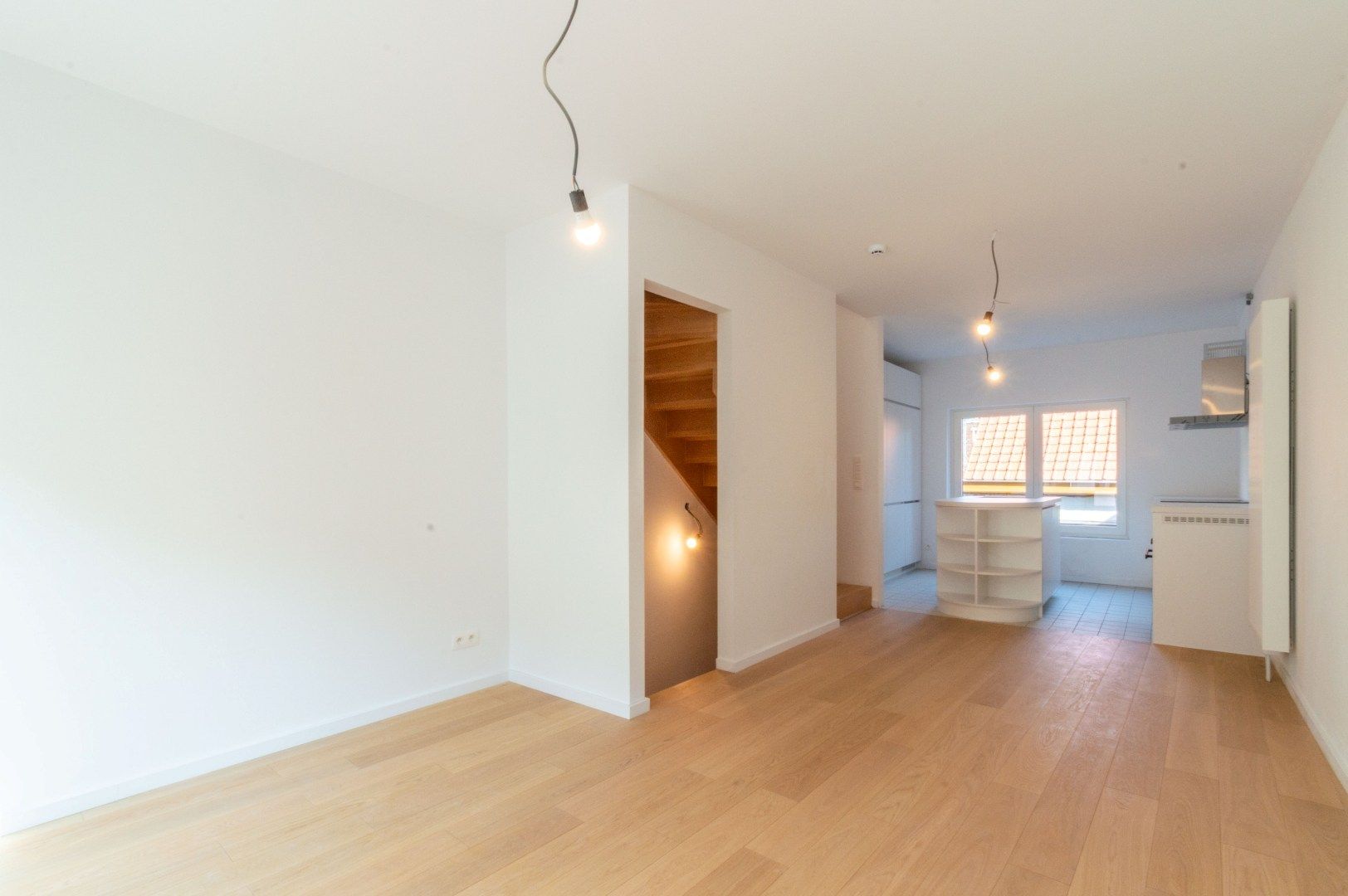 Een vernieuwbouwde, energiezuinige stadswoning met 3 slaapkamers foto 8