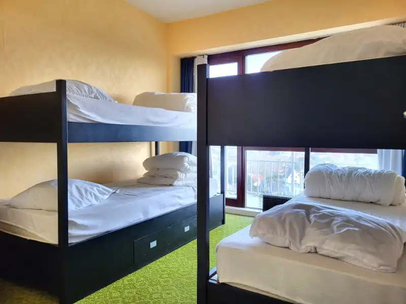 2-slaapkamer appartemet met terras en panoramisch zeezicht te koop foto 7