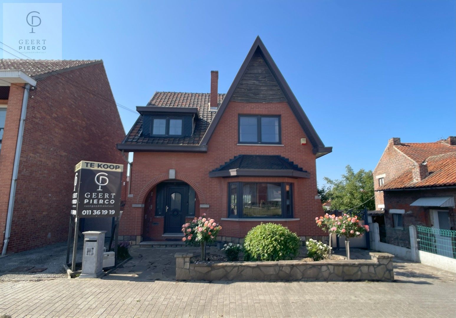 Hoofdfoto van de publicatie: In het landelijke Gingelom treffen we deze ruime, karaktervolle gezinswoning met dubbele oprit en garage op een mooi perceel van 7a 10ca.