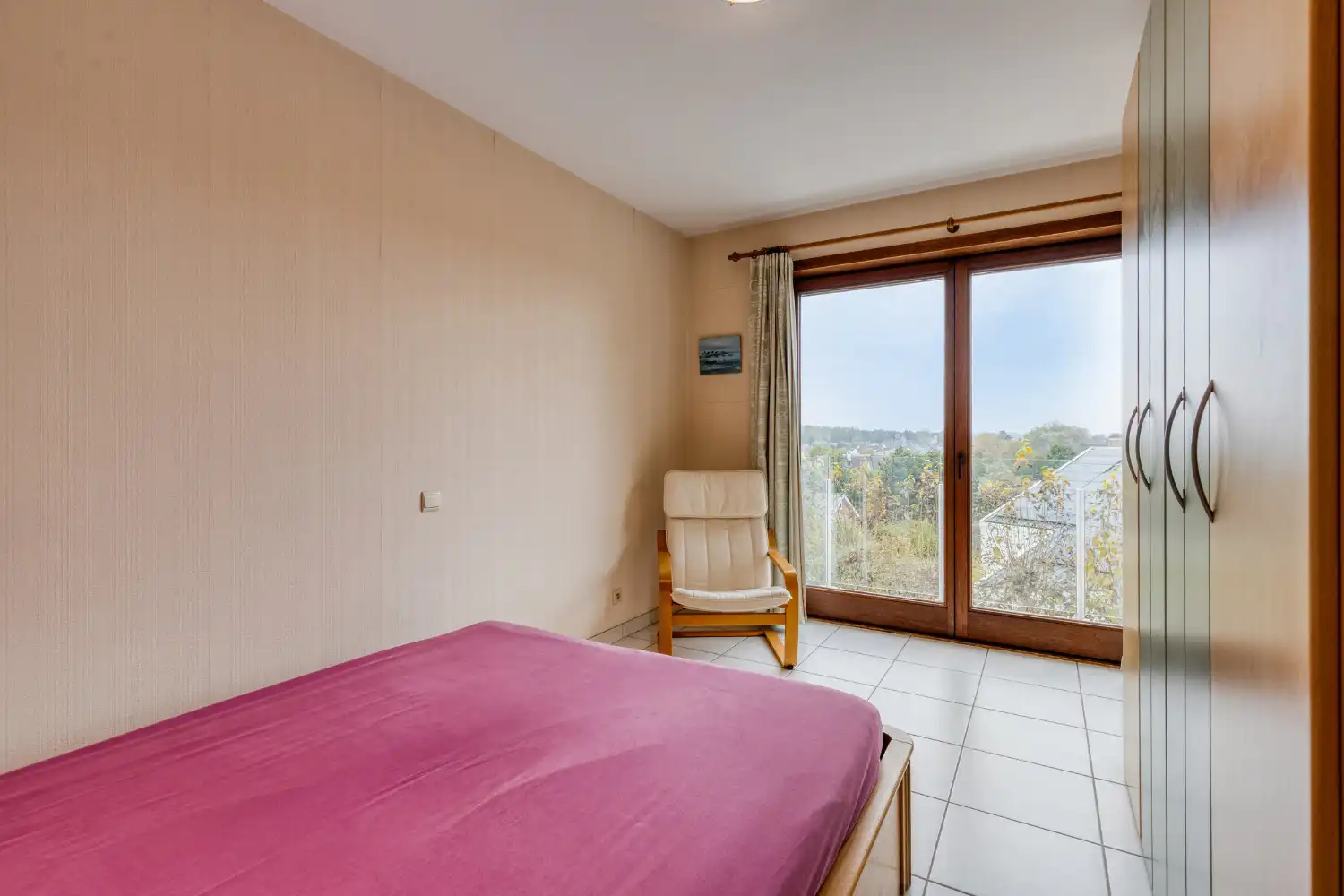 Appartement met zonnig terras, ruime zolderkamer en prachtig zicht! foto 7