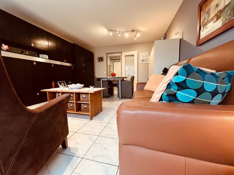 Gerenoveerde ruime studio met zuidgericht terras foto 5
