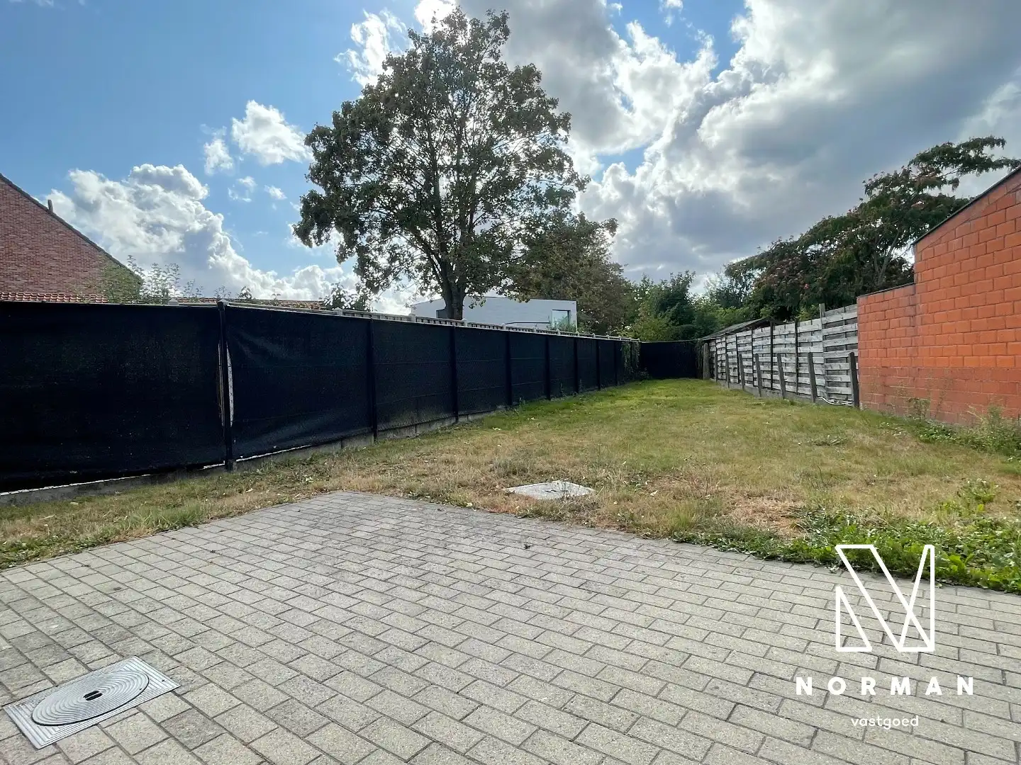 Instapklare, stijlvol gerenoveerde woning nabij het centrum van Kuurne foto 13