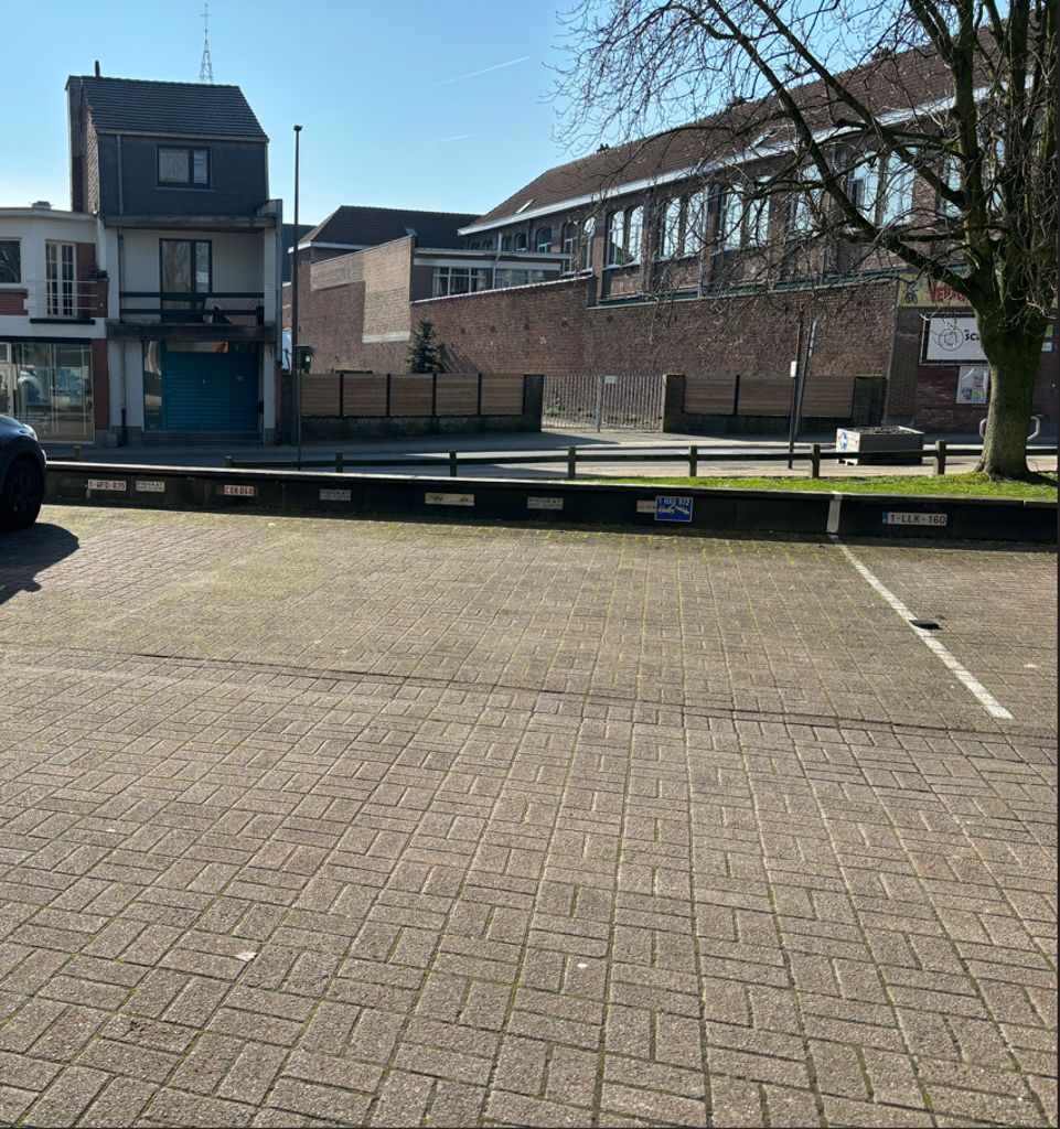 Parkeerplaats te koop Mollestraat 8 - 1730 Asse