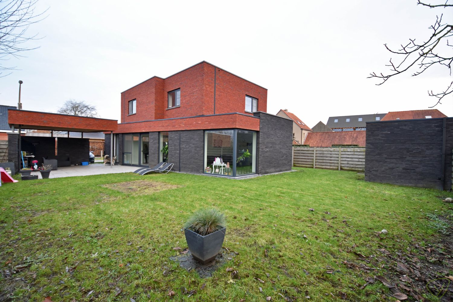 Prachtige nieuwbouwwoning te huur in Oosteeklo! foto 7