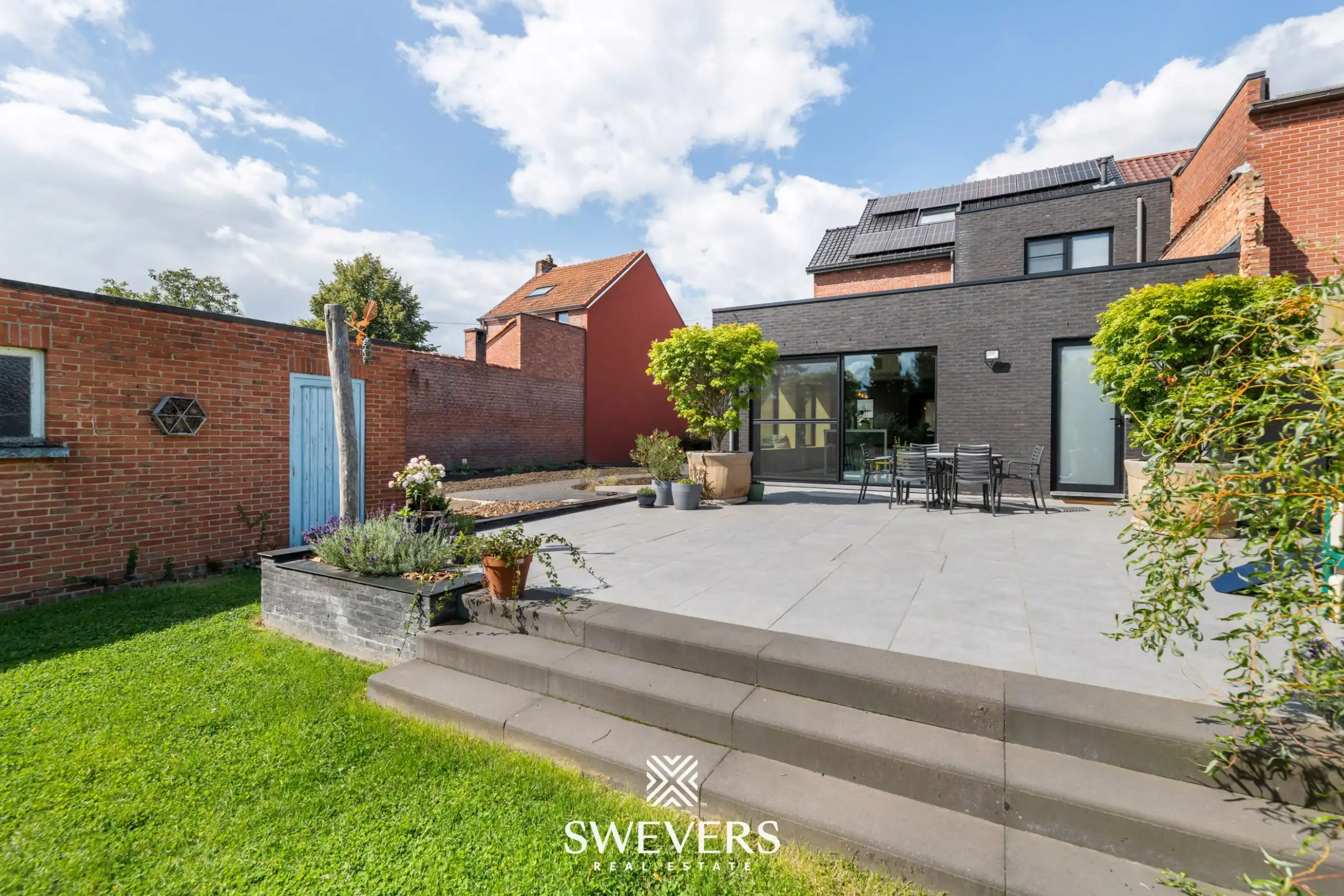 Ruime gerenoveerde woning op topligging foto 33