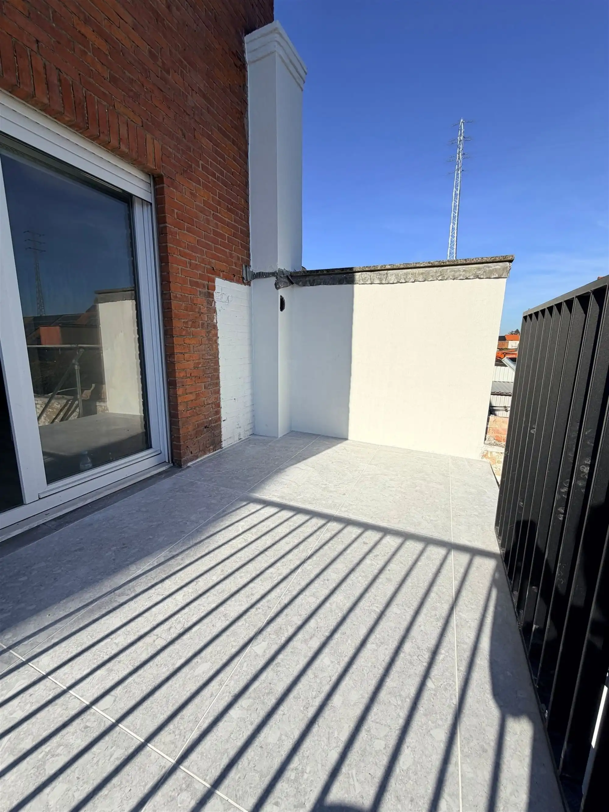 Instapklaar appartement met tuin en terras foto 11